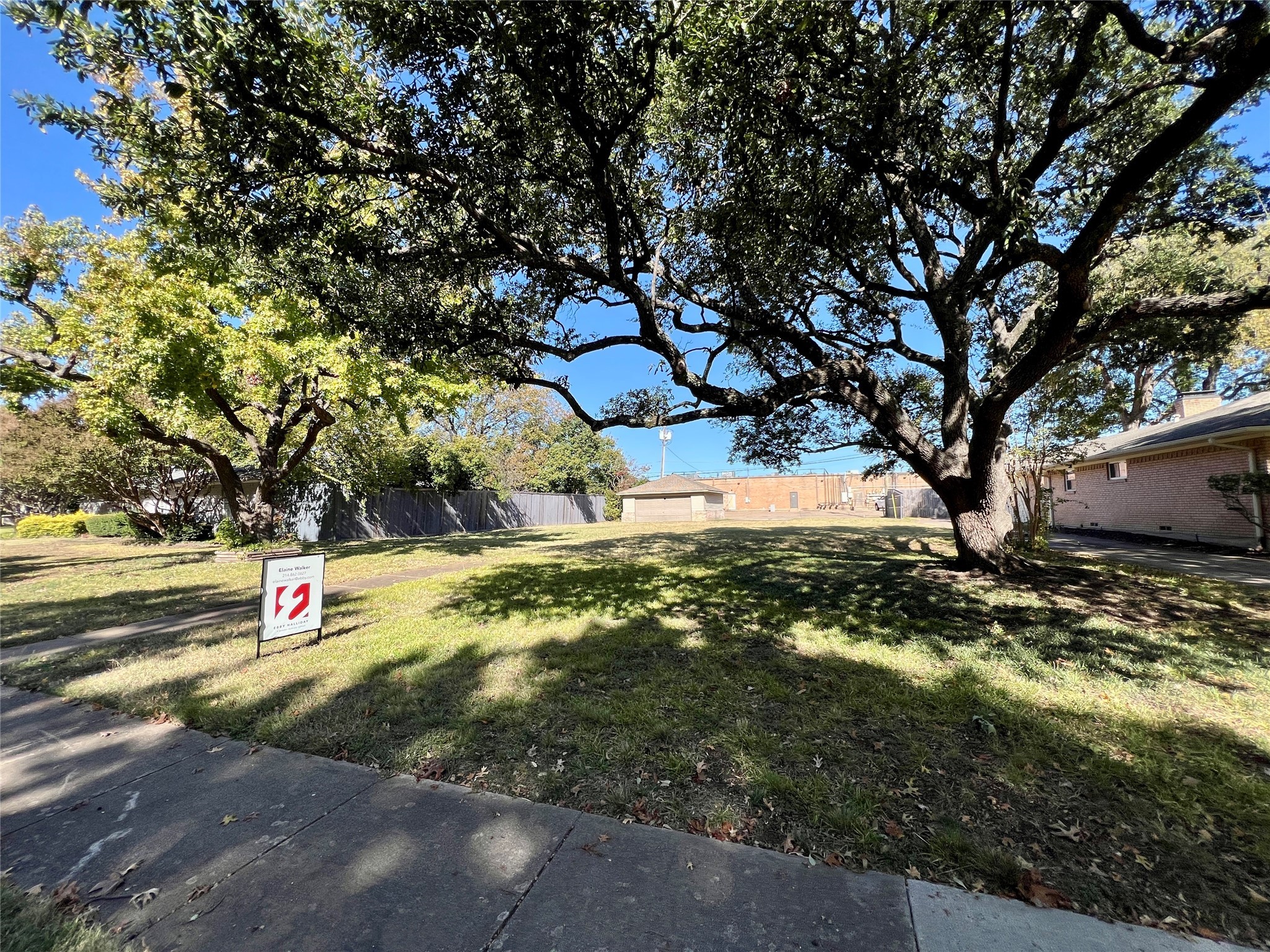 820 Brookhurst Drive