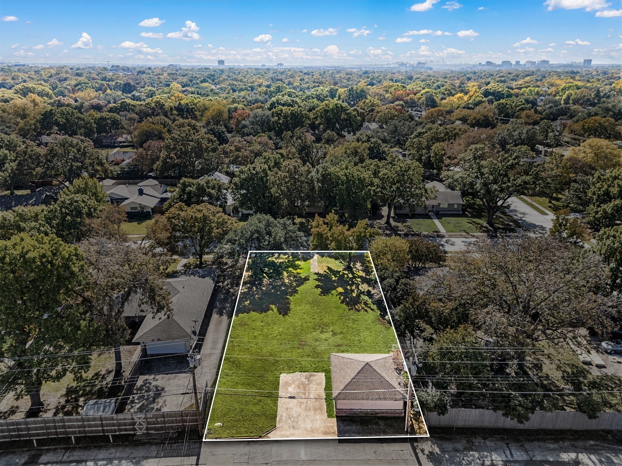 820 Brookhurst Drive