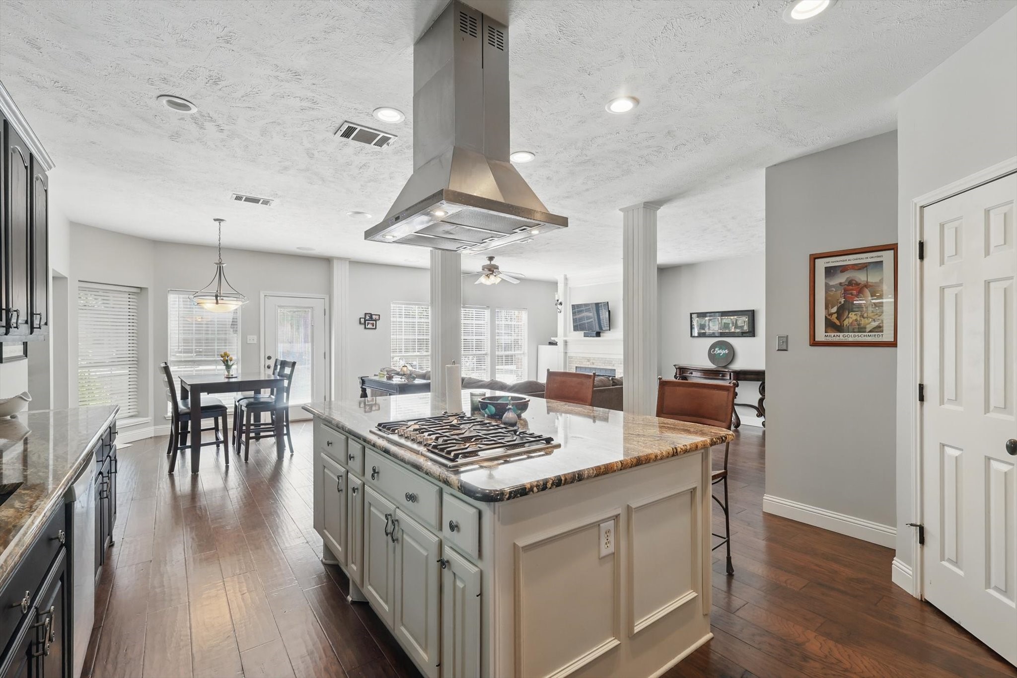 1517 Highland Lakes Drive