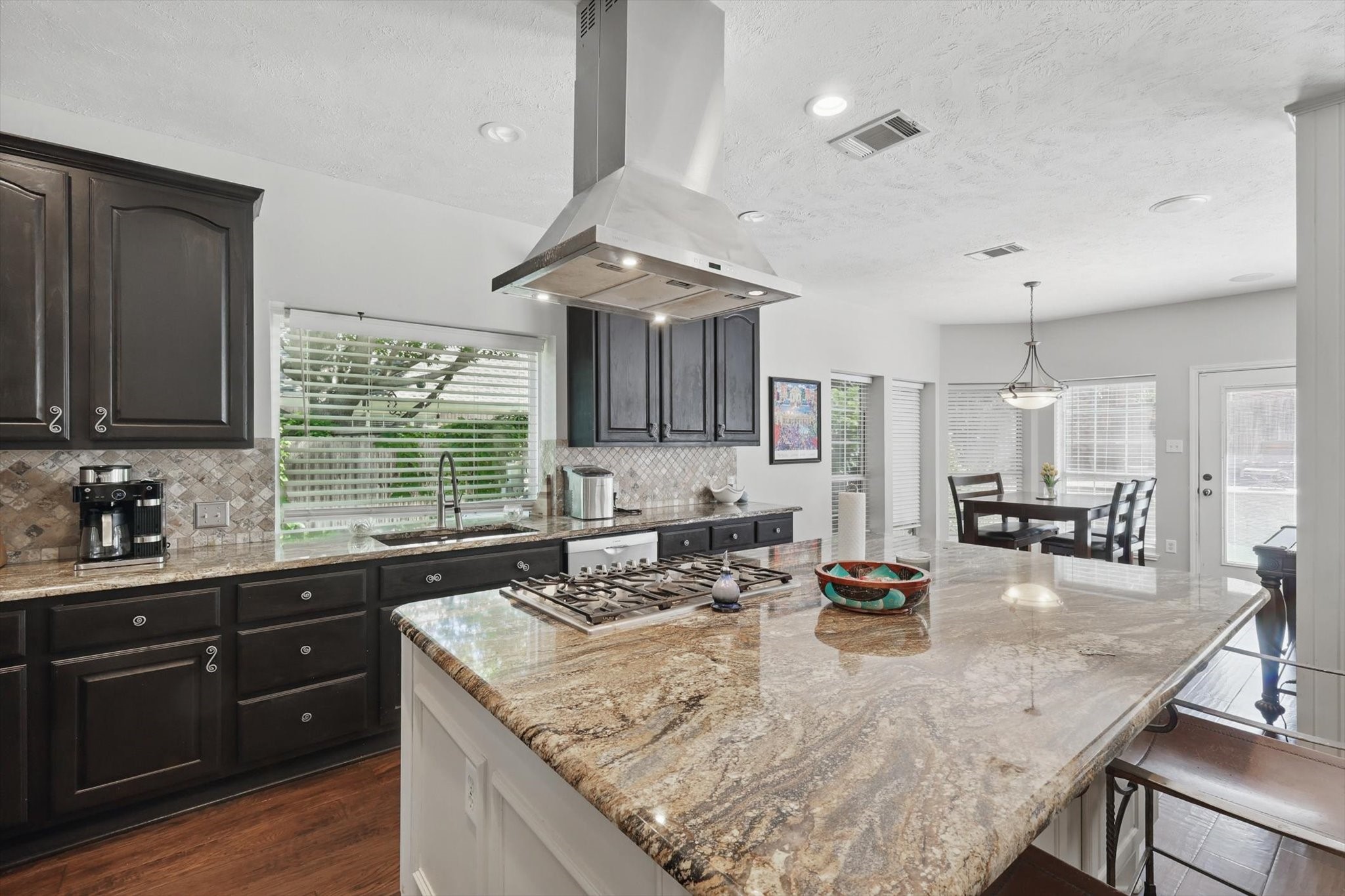 1517 Highland Lakes Drive