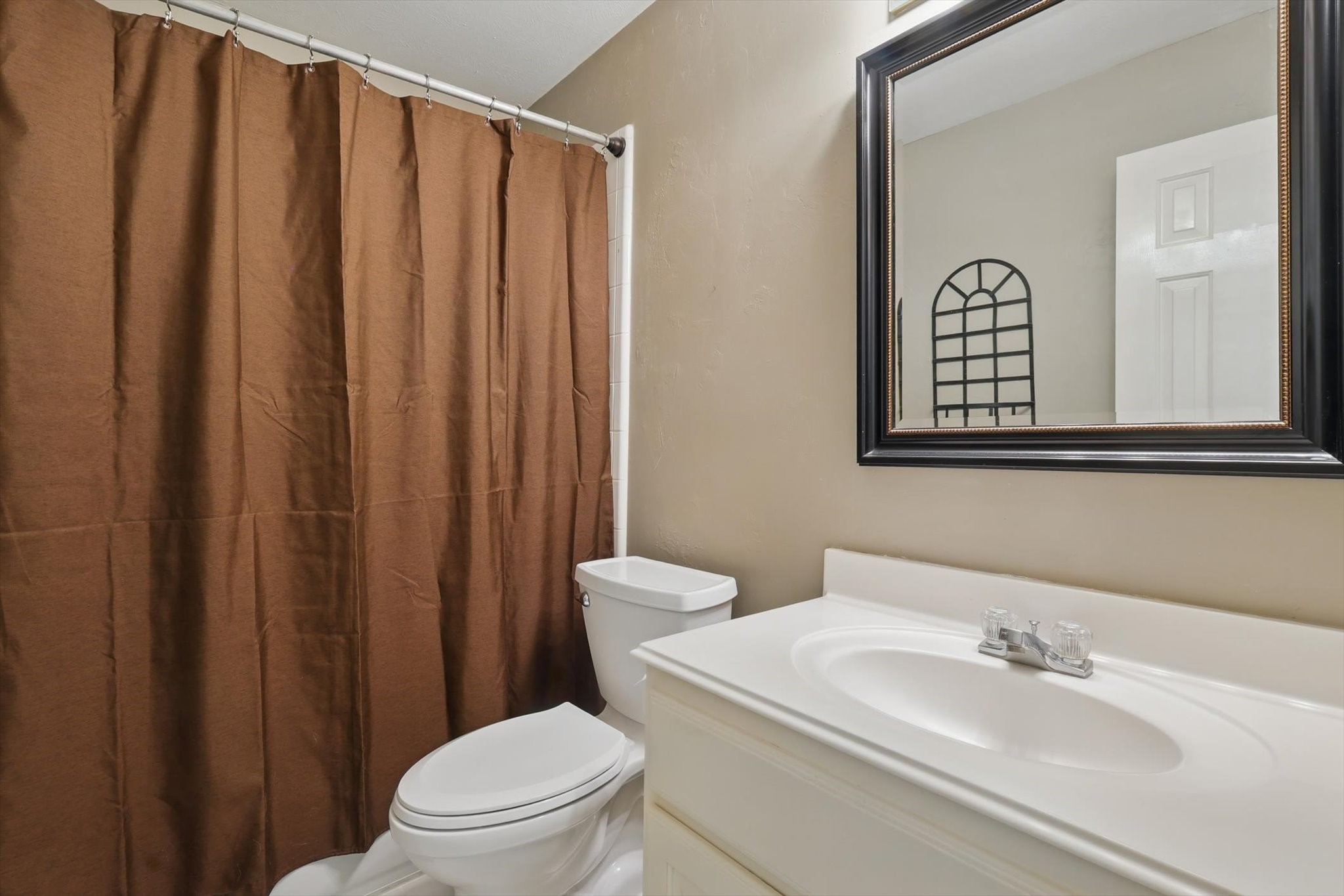 1517 Highland Lakes Drive