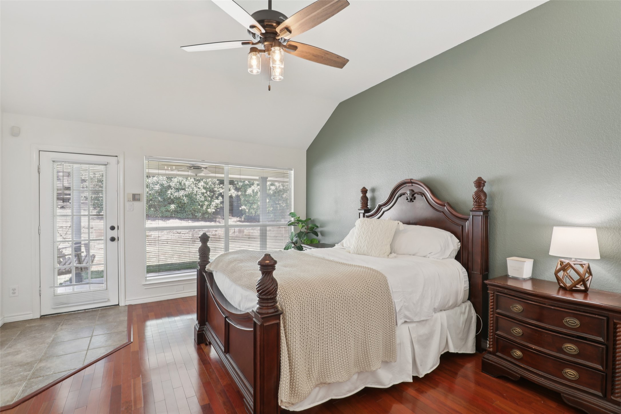 7512 Woodside Hill Court