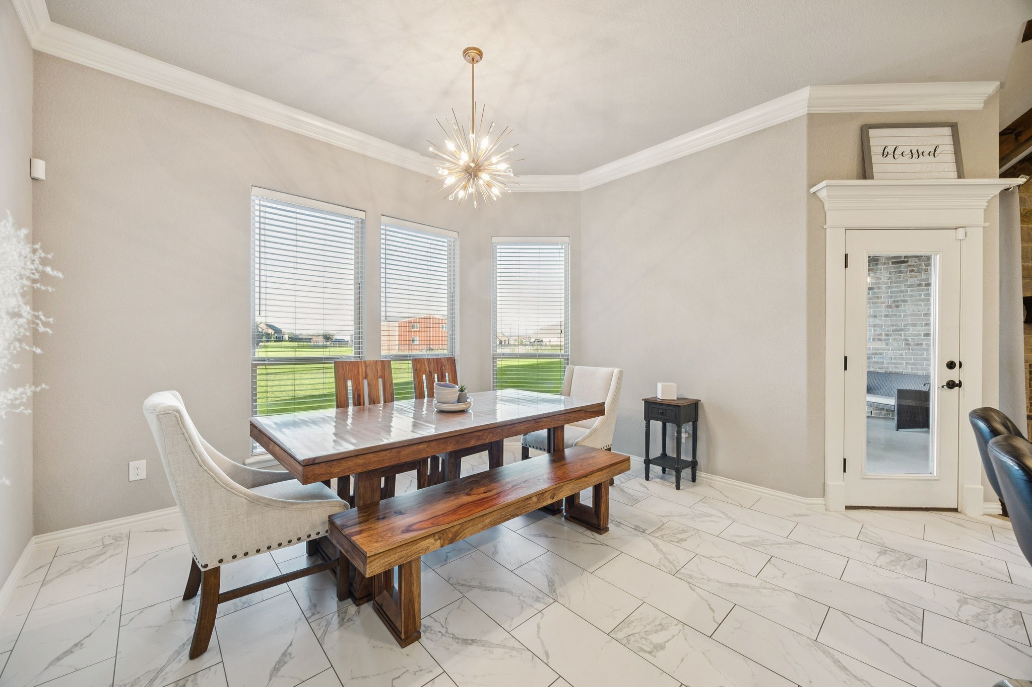 1020 Jesse James Lane