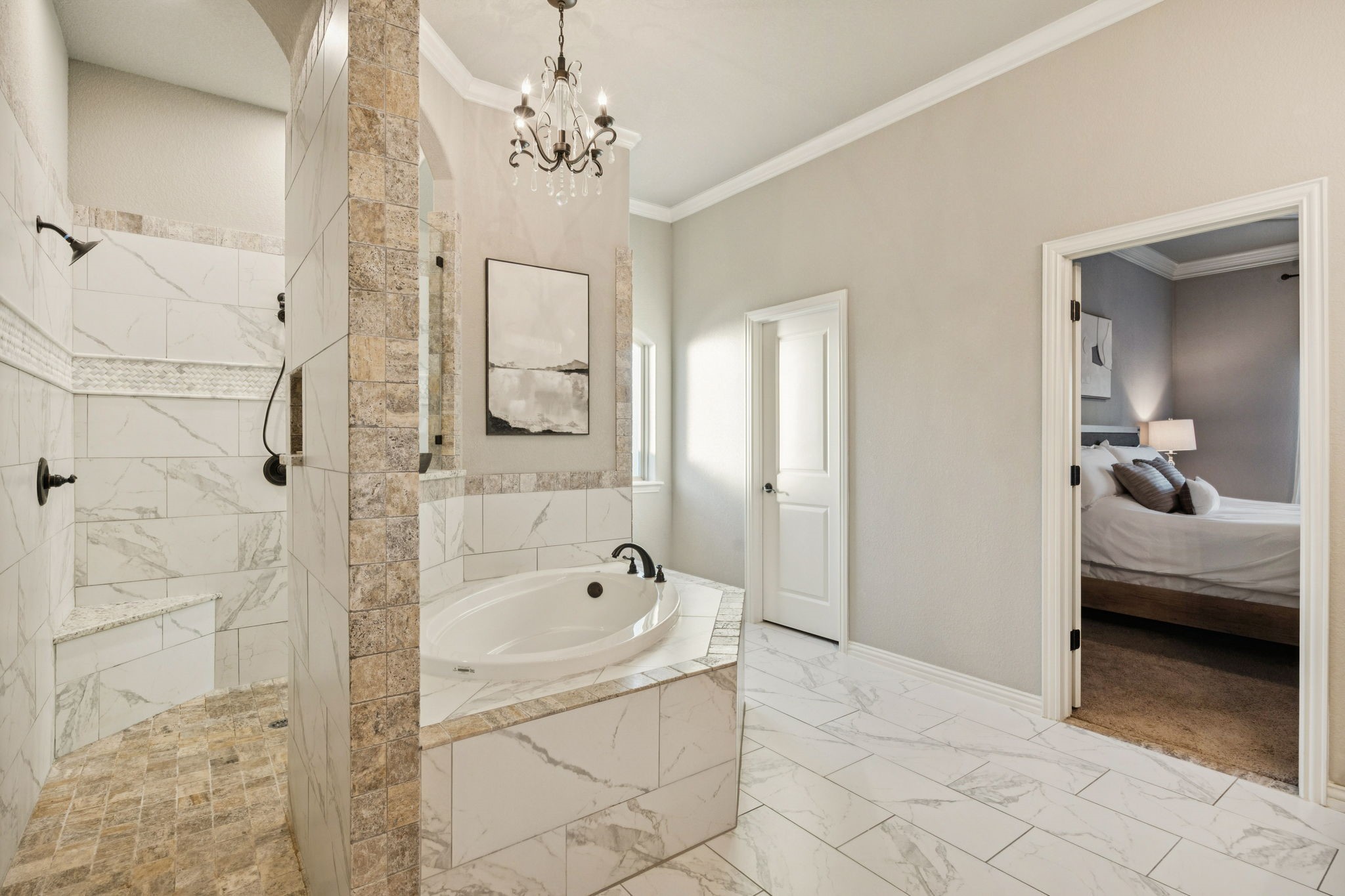 1020 Jesse James Lane