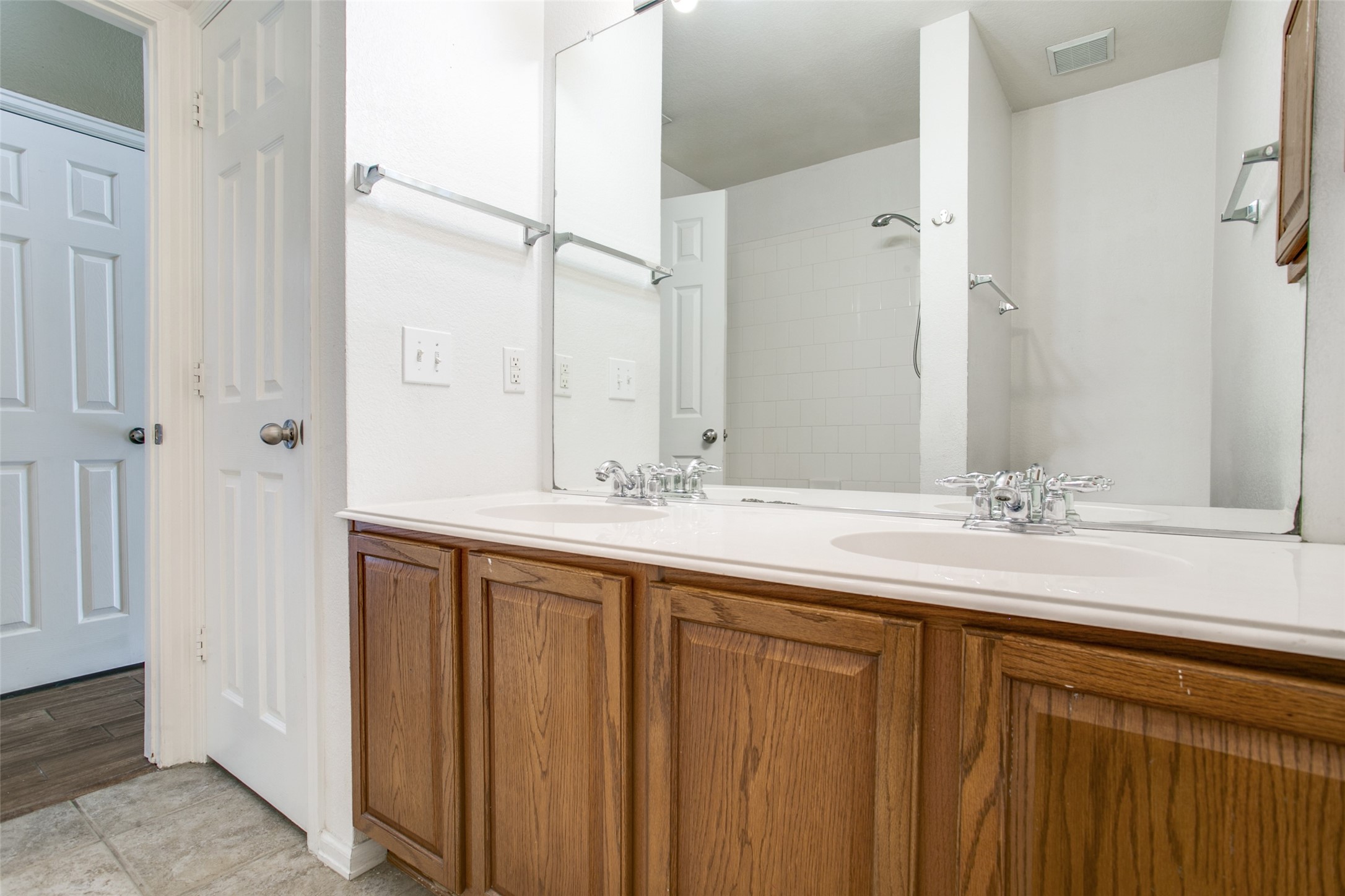 7800 Harvest Hill Road