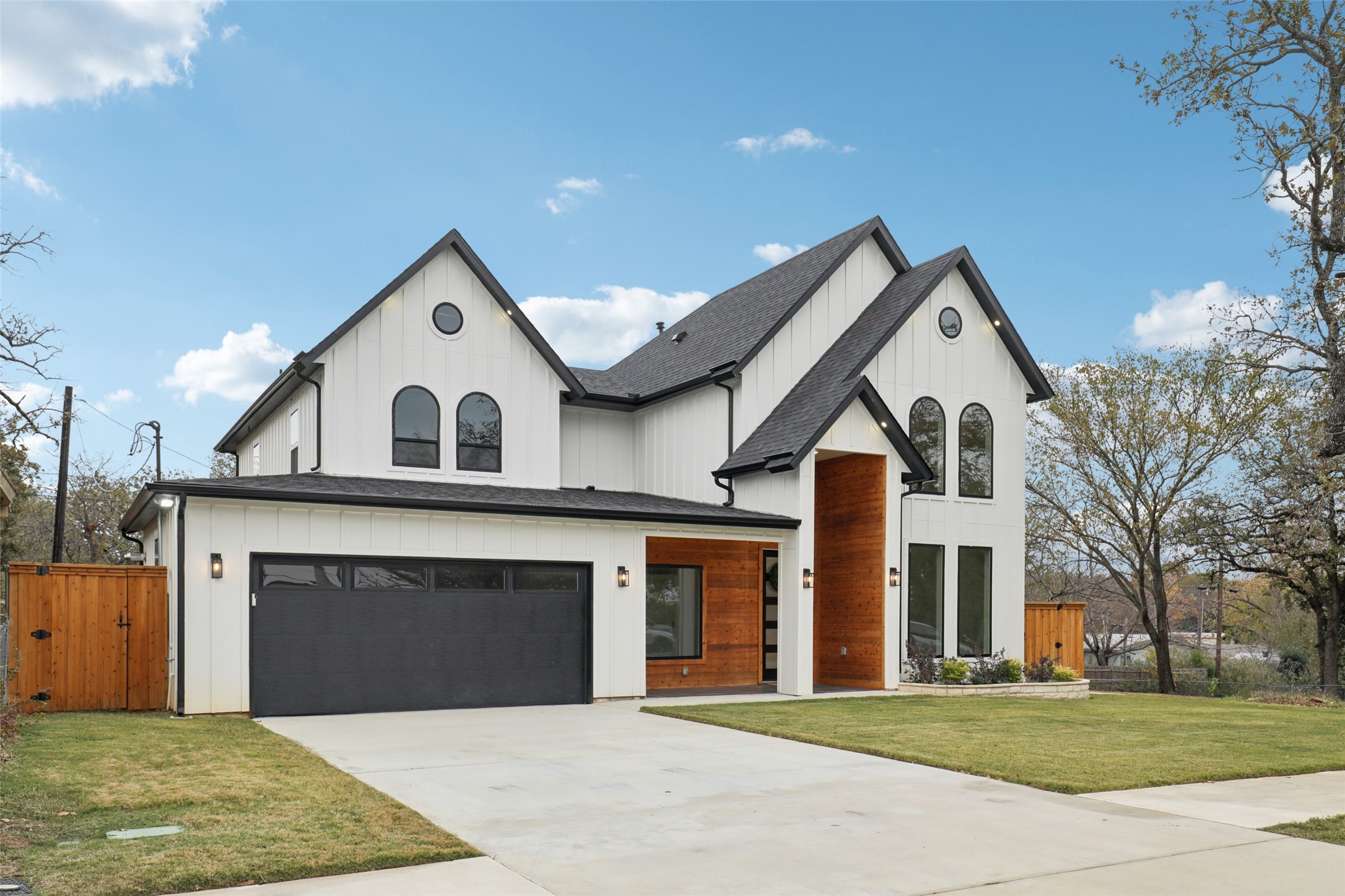 1713 Highland Drive W