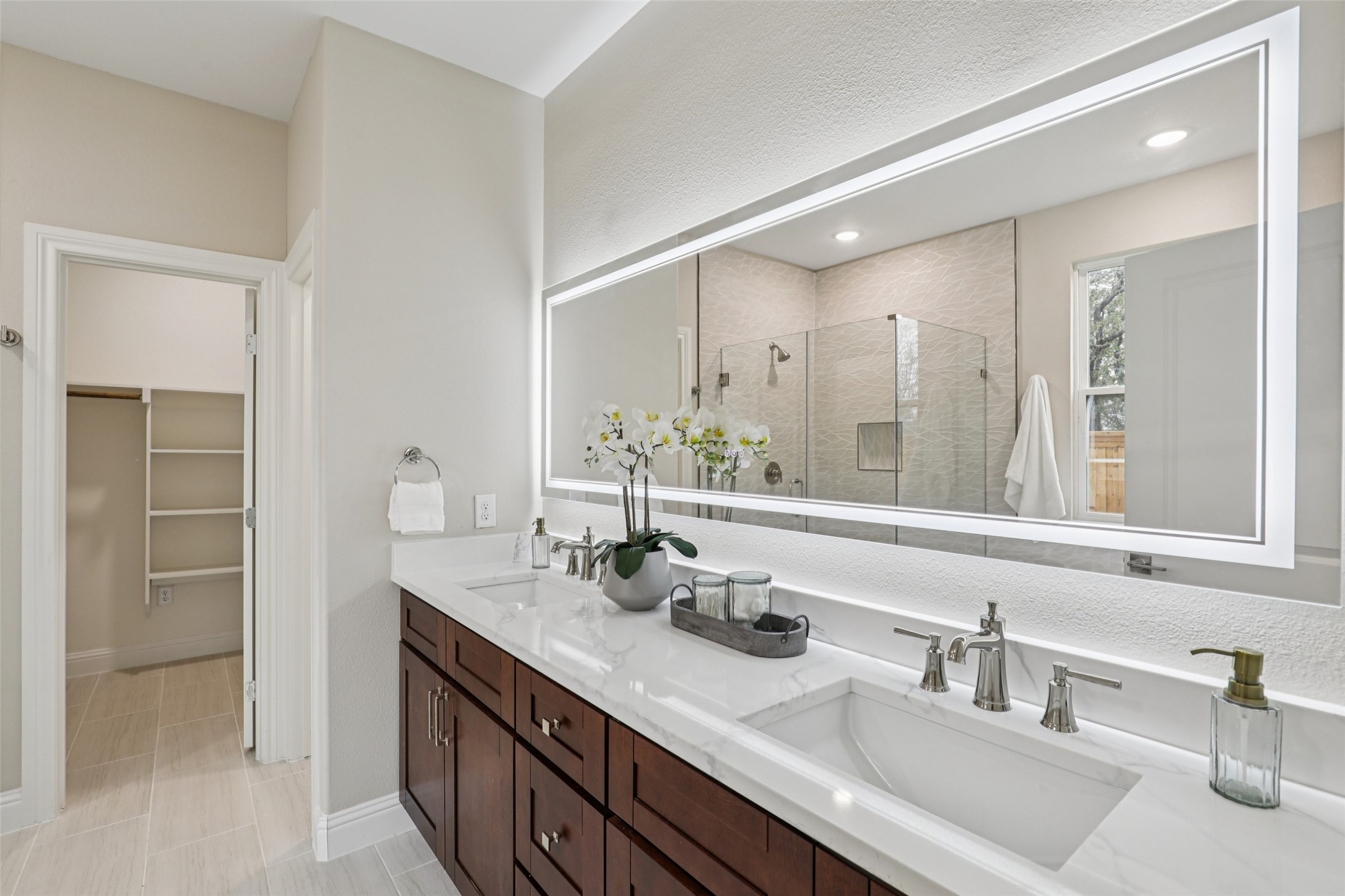 1713 Highland Drive W