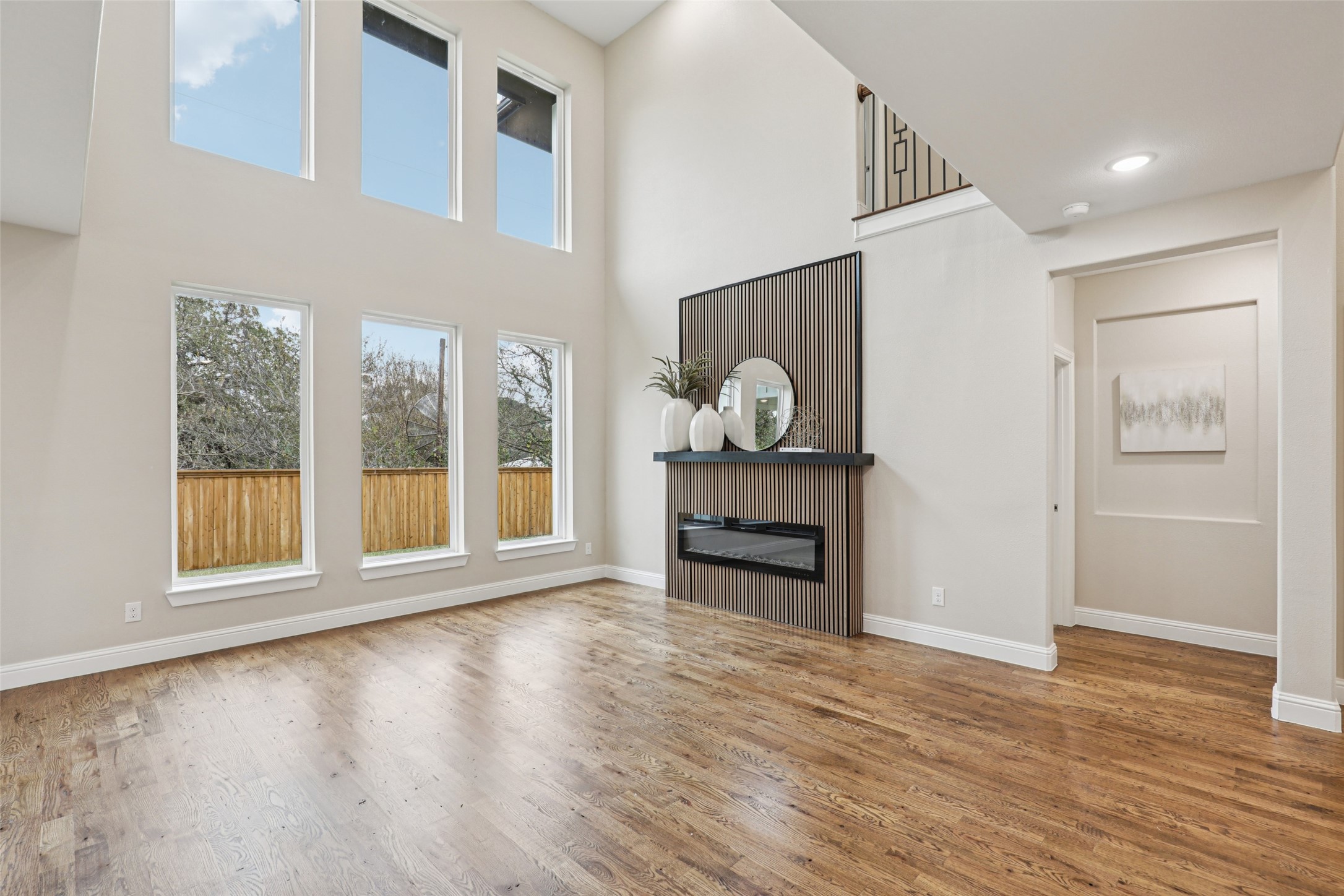 1713 Highland Drive W