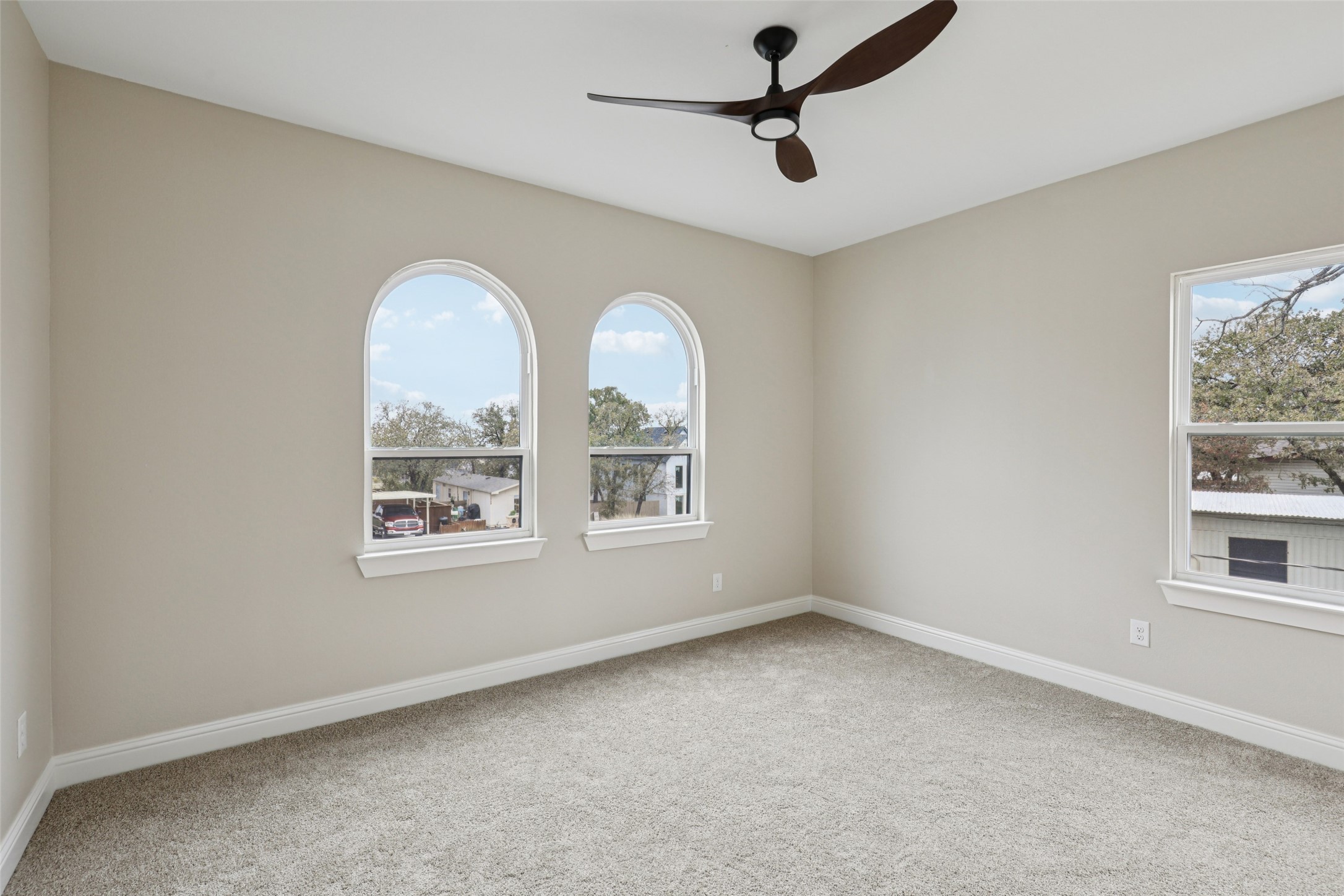 1713 Highland Drive W