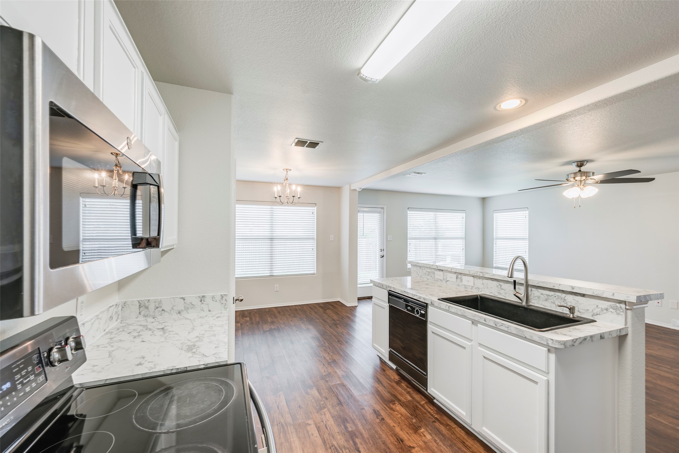 7500 Lazy Spur Boulevard