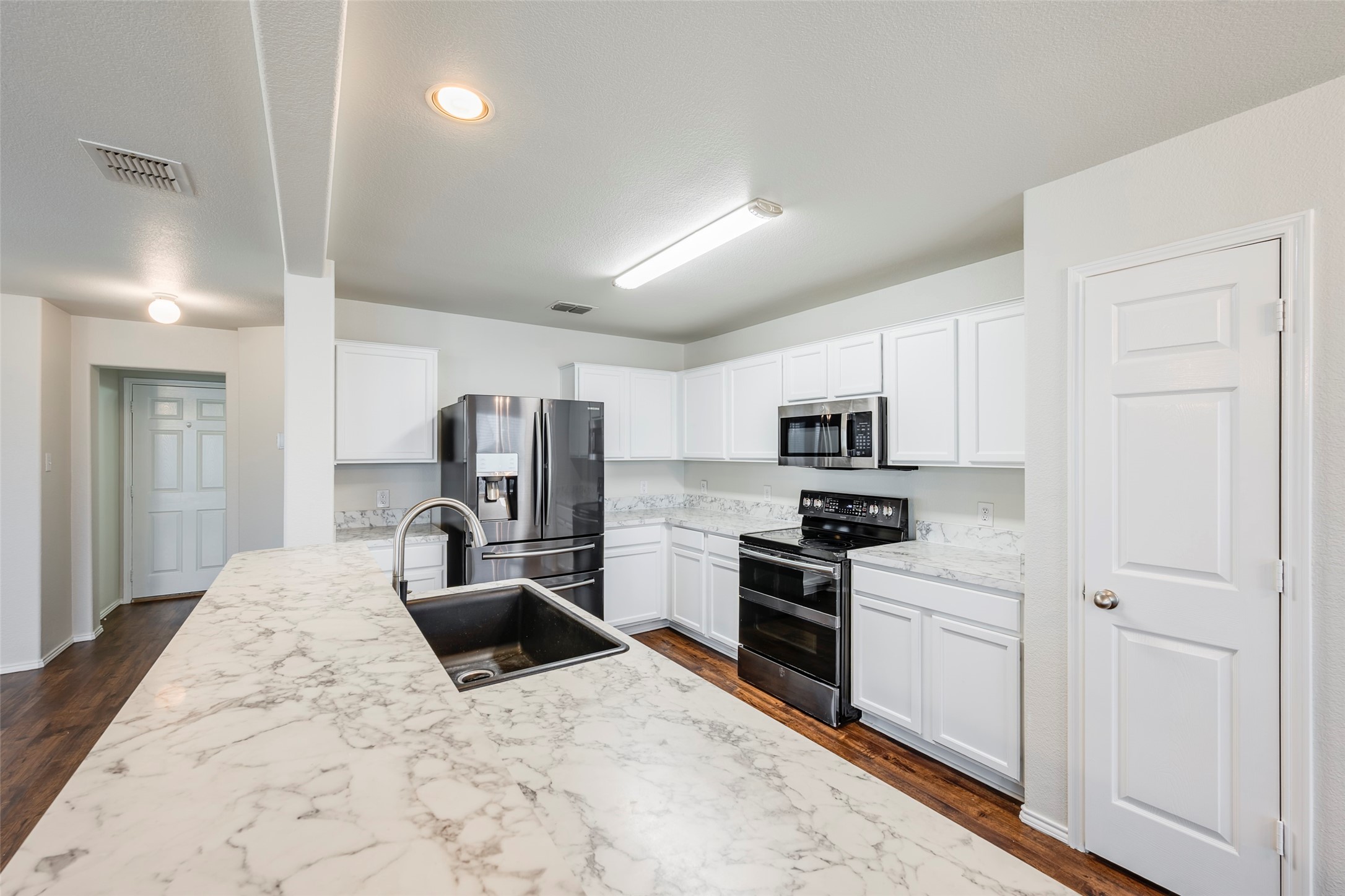 7500 Lazy Spur Boulevard