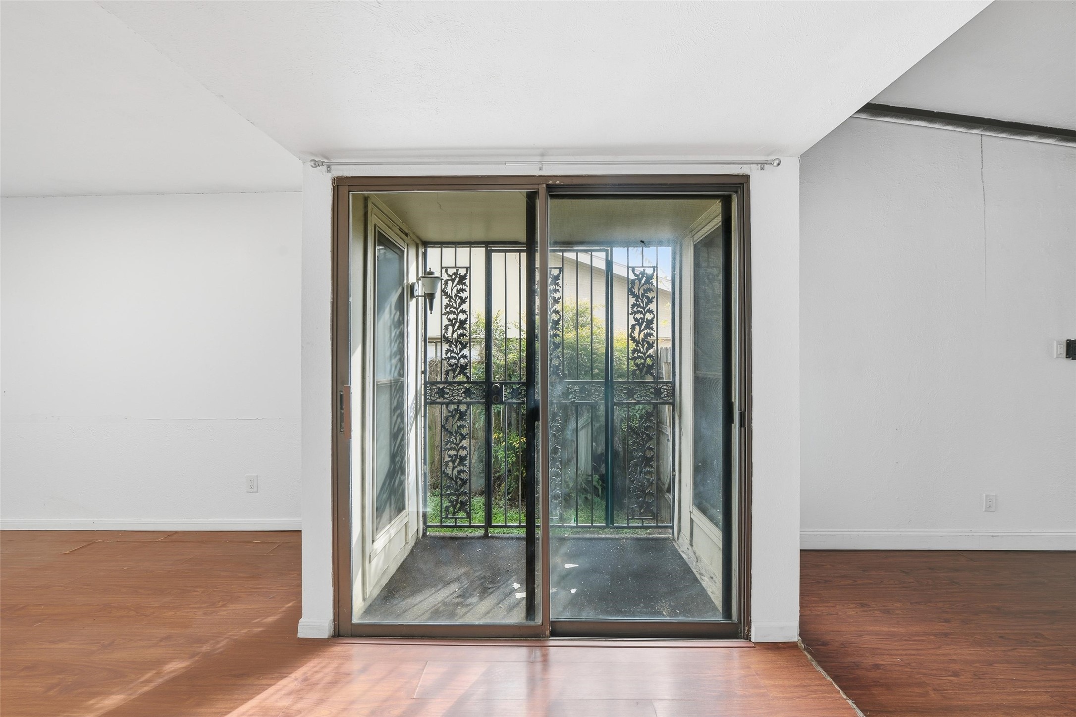 7408 Buttonwood Drive