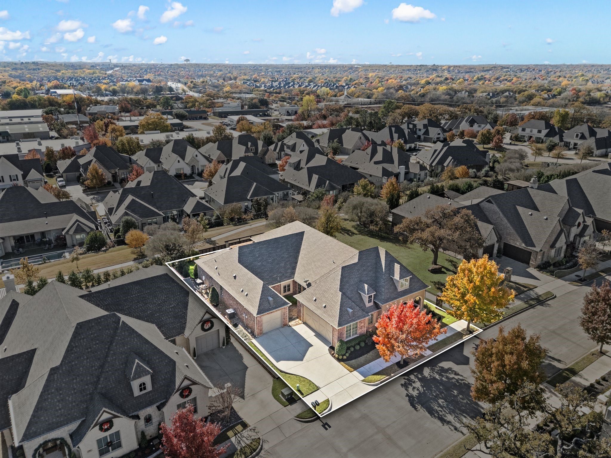 909 Winding Ridge Trail