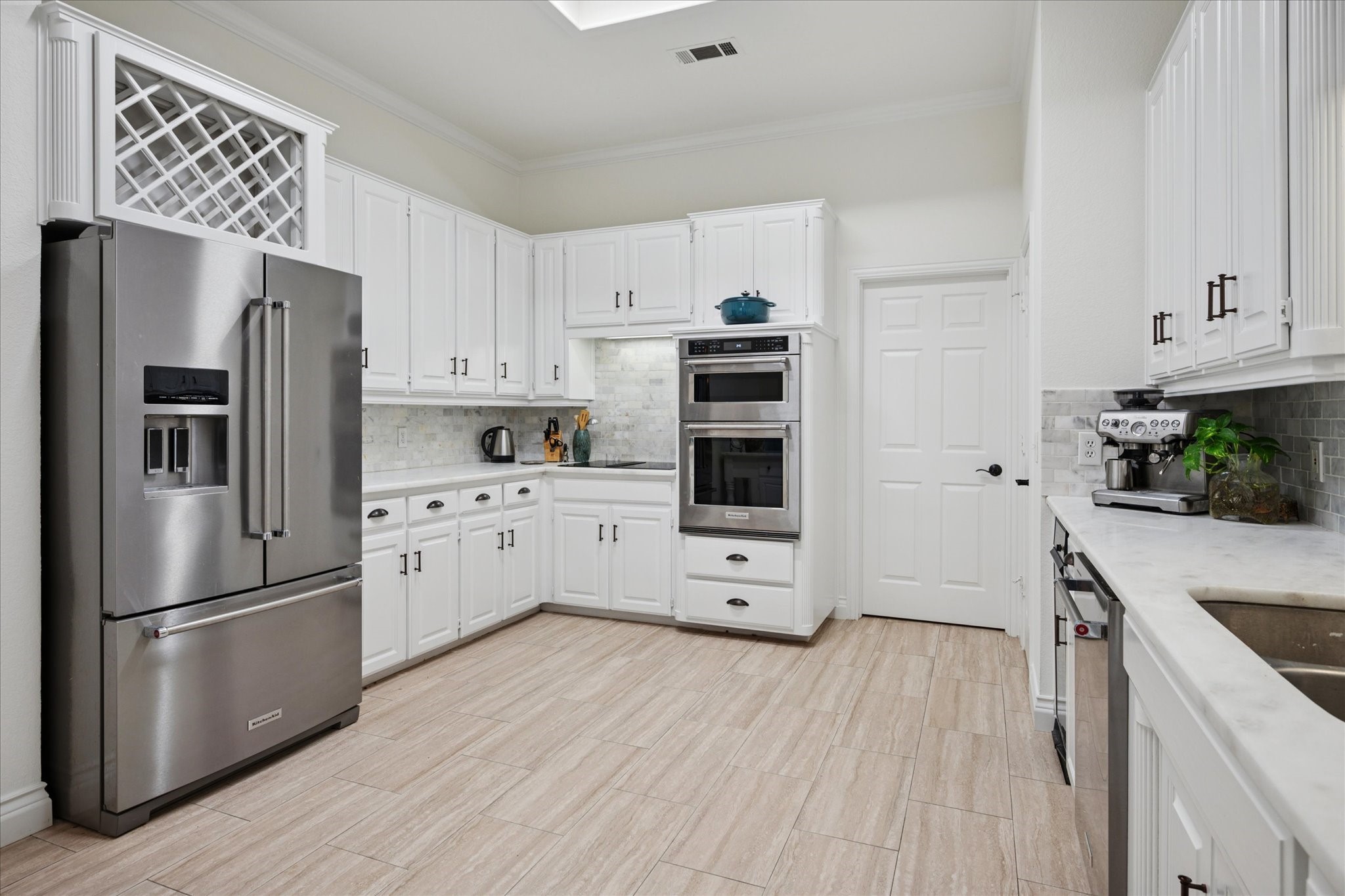 8312 Thorncrest Court
