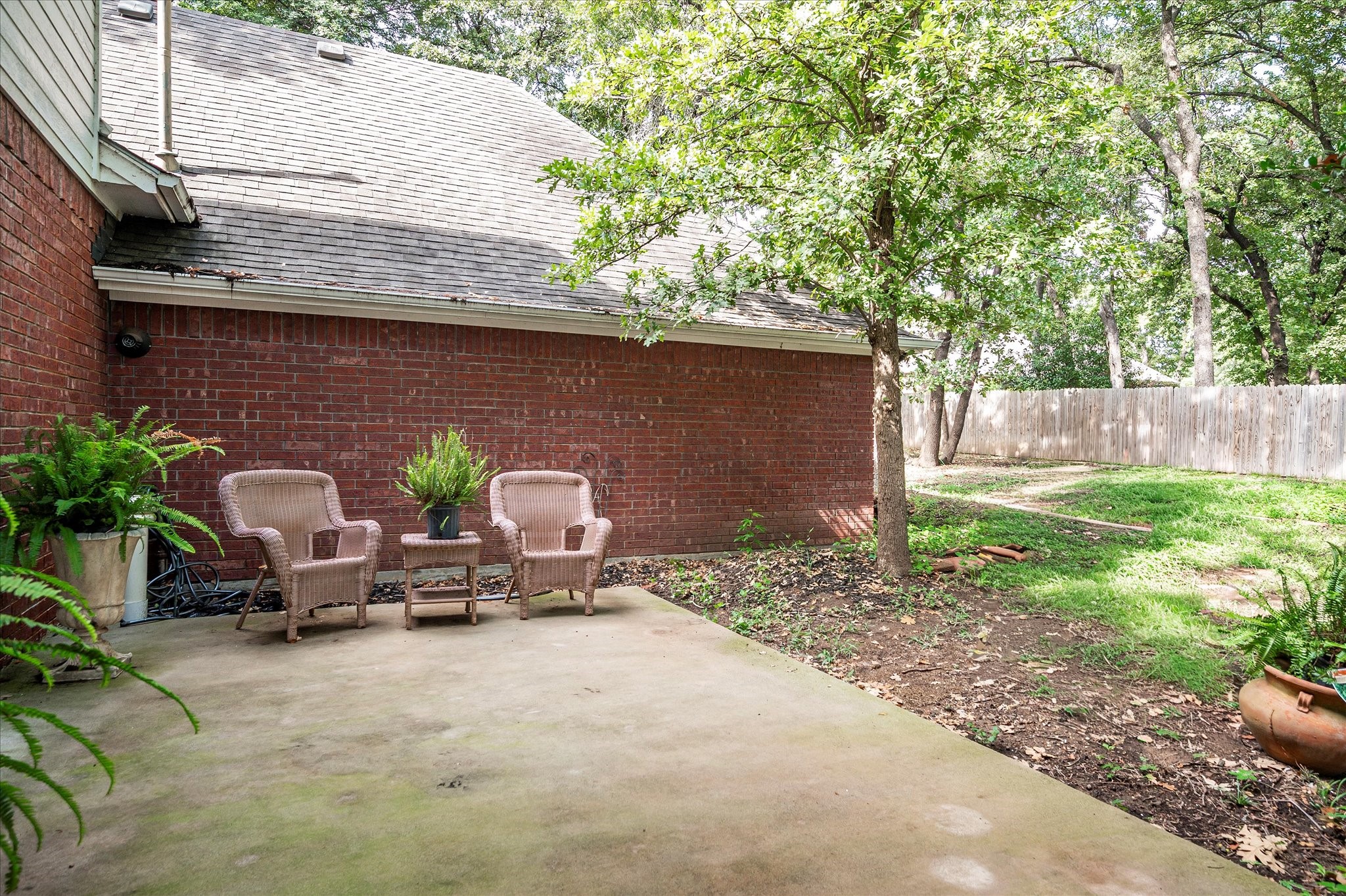 8312 Thorncrest Court