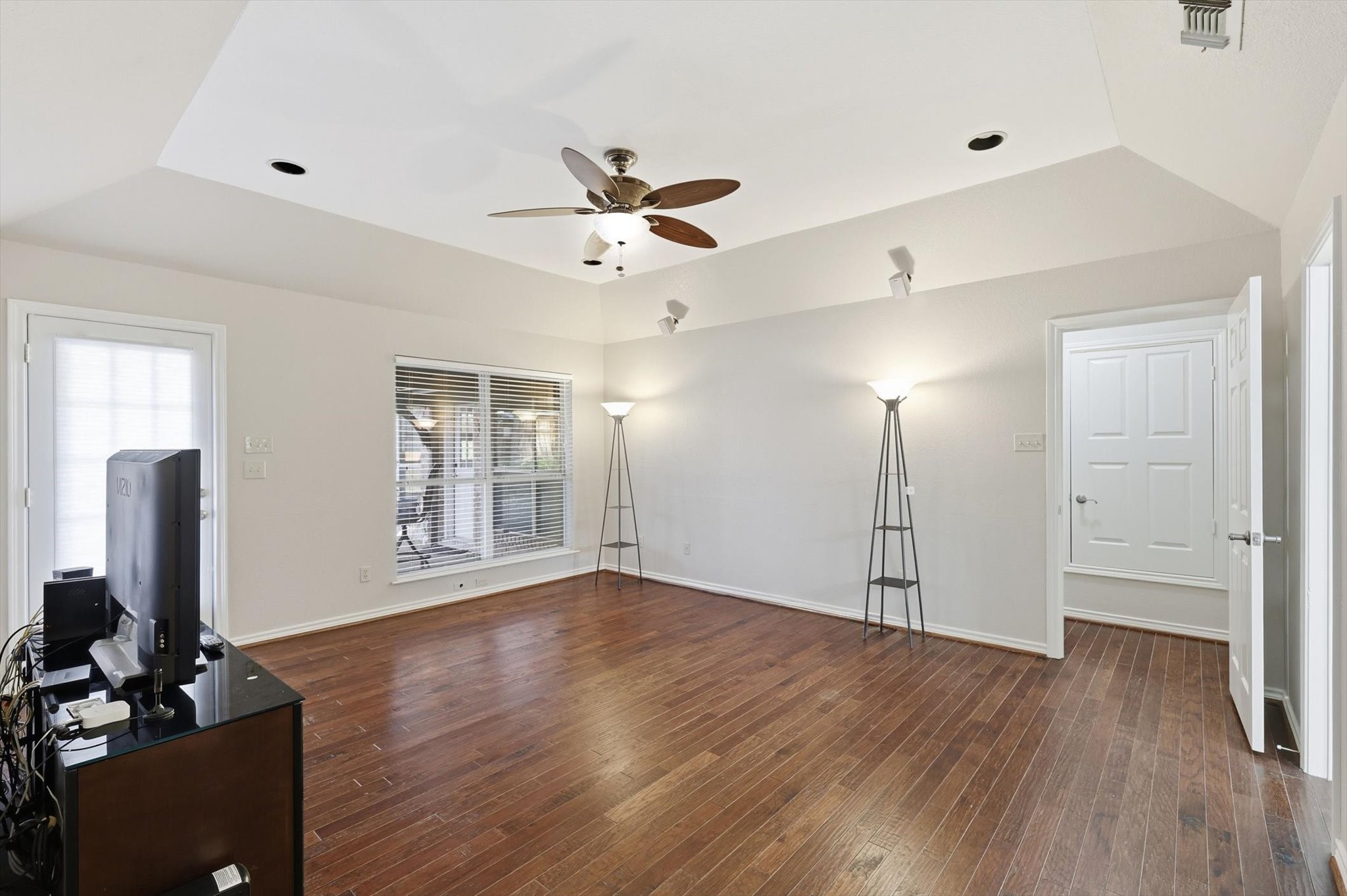 5300 Huntington Court