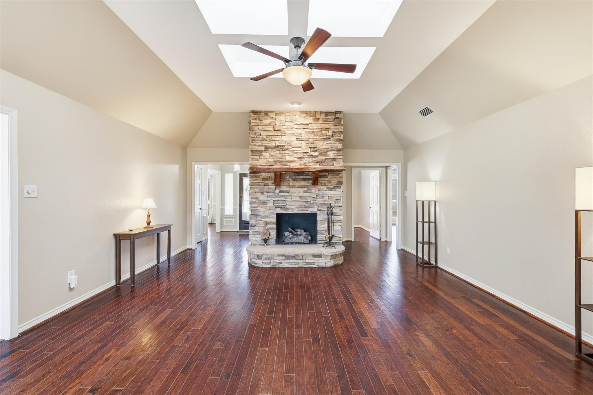 5300 Huntington Court