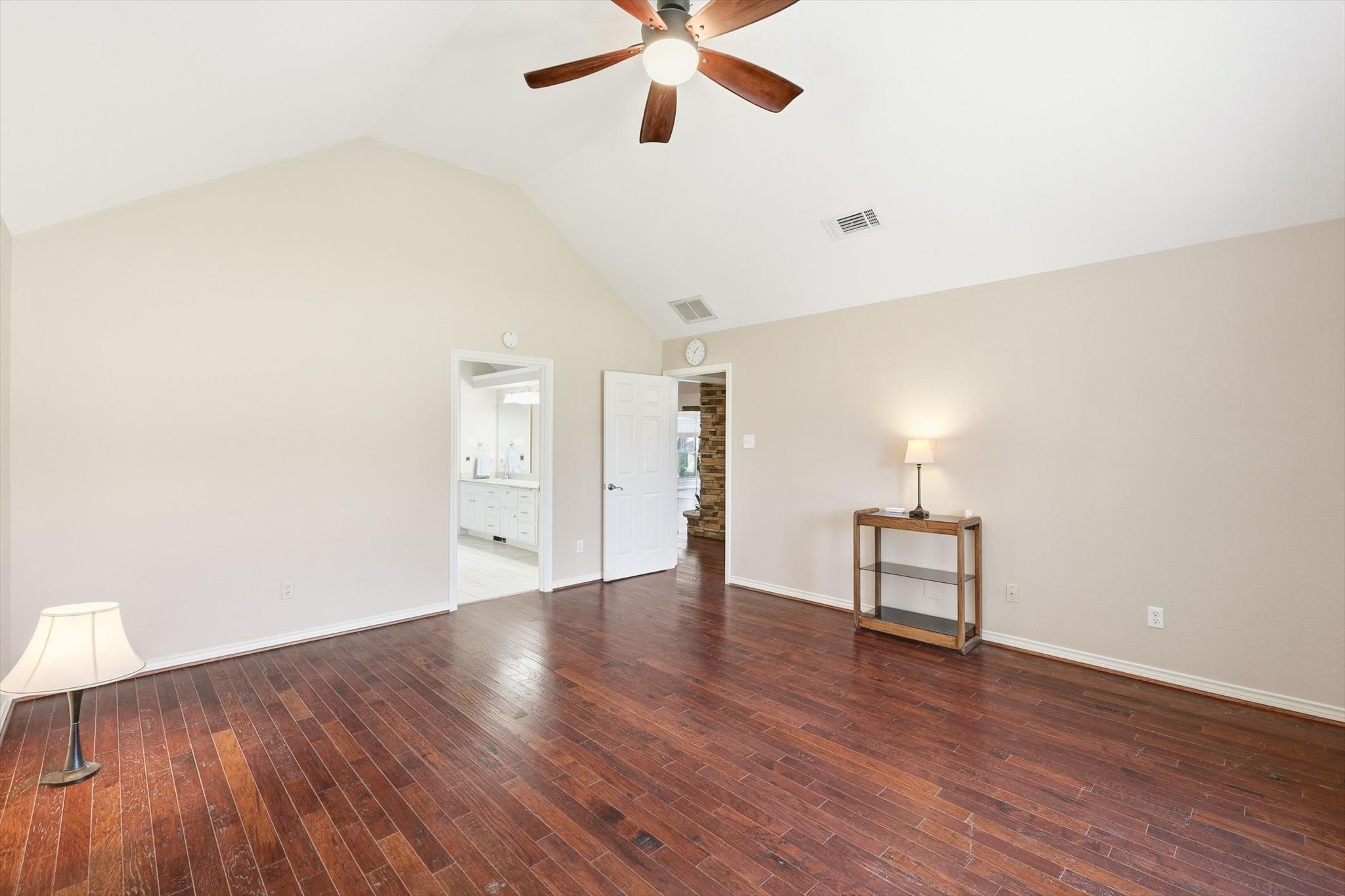 5300 Huntington Court