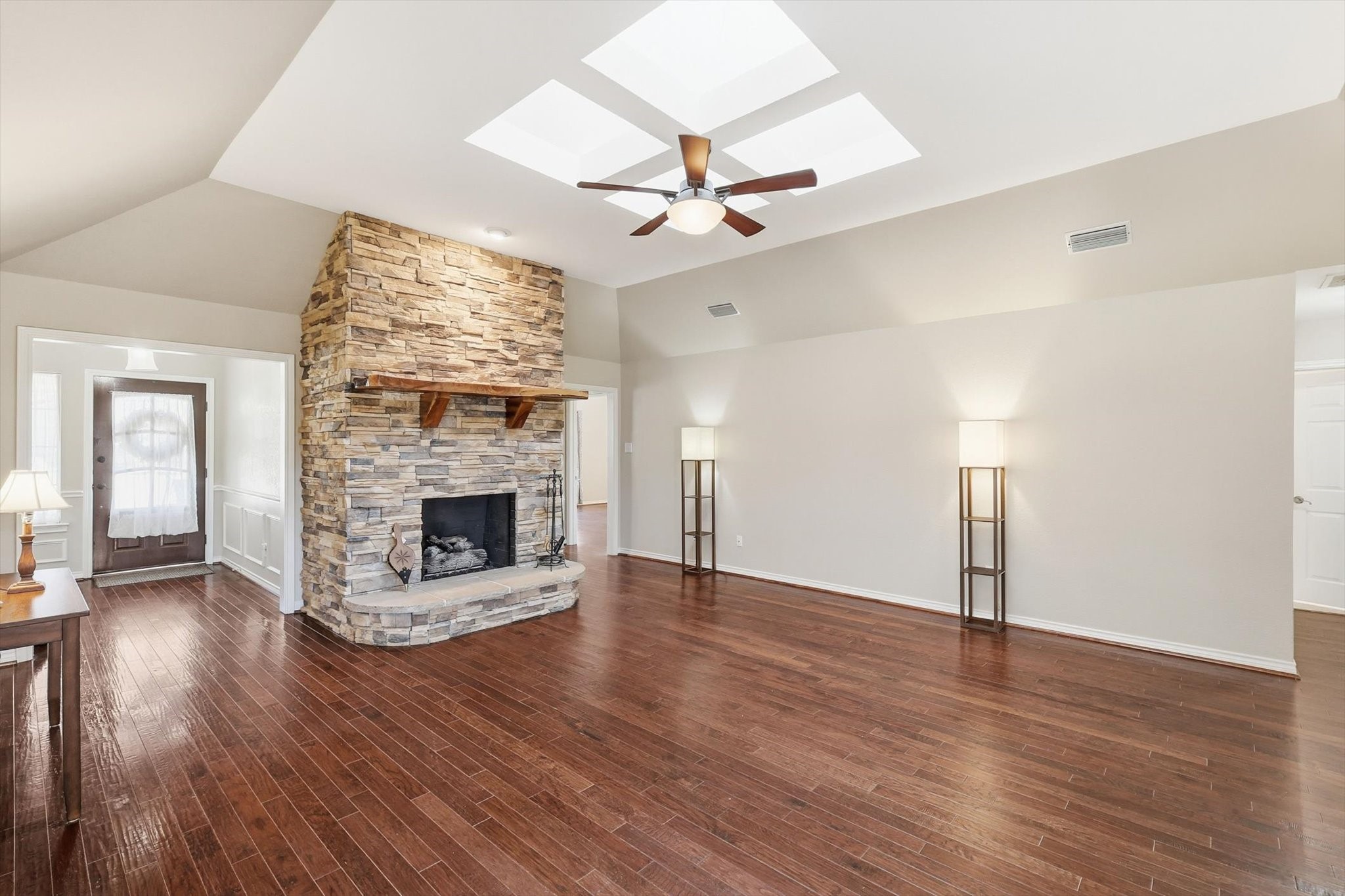 5300 Huntington Court