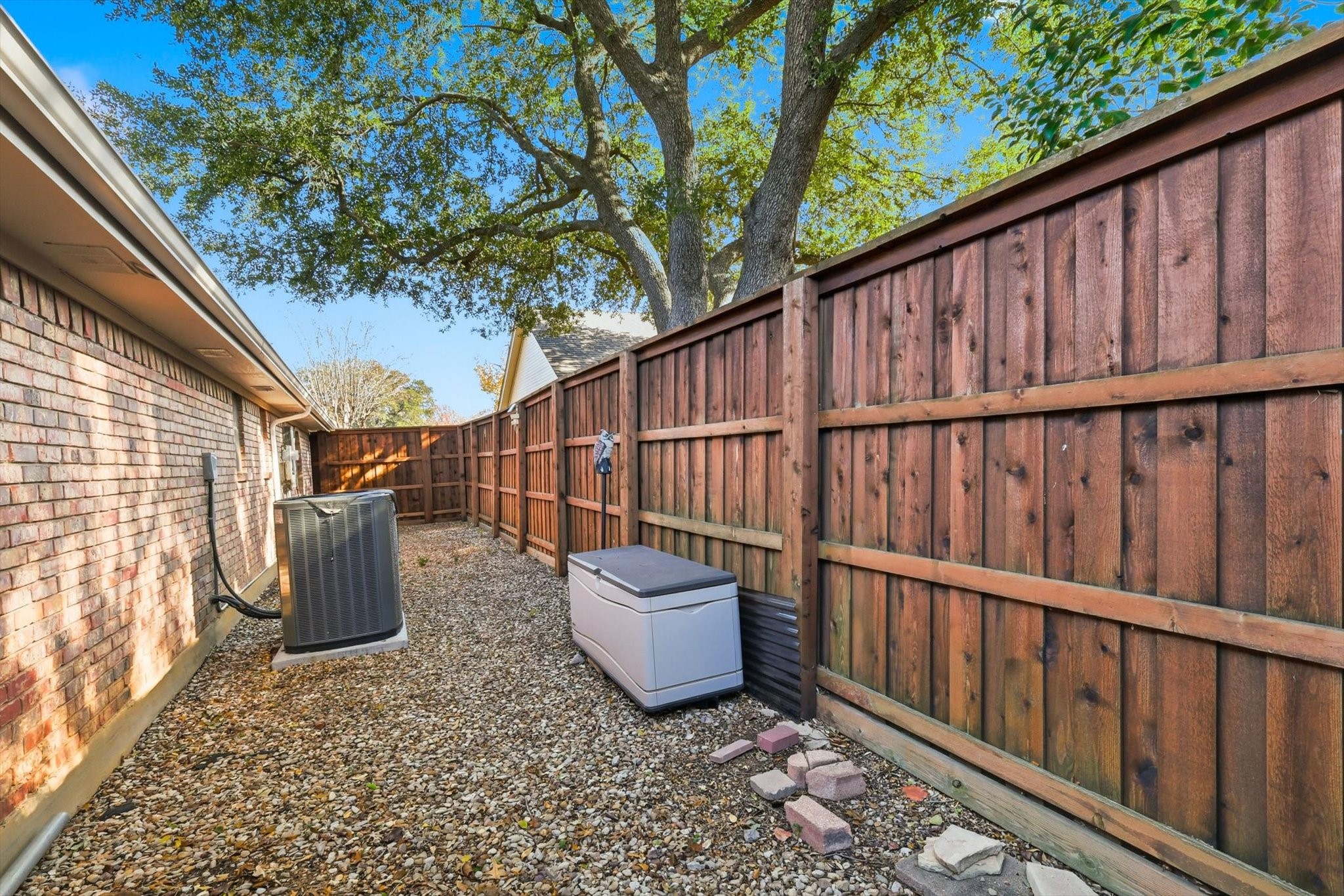 5300 Huntington Court