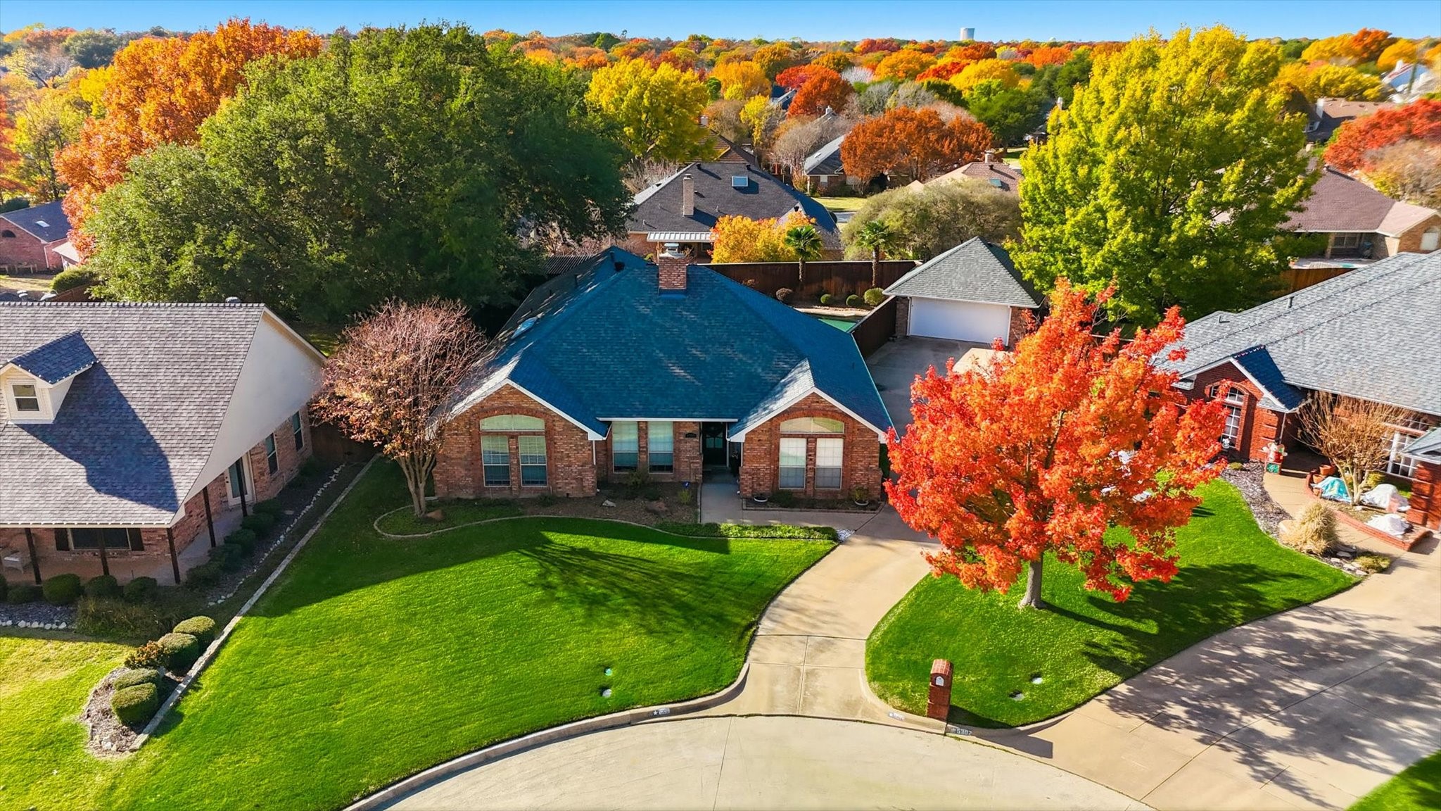 5300 Huntington Court