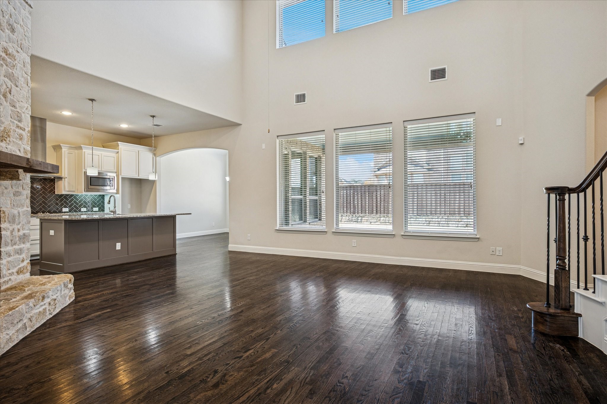 7305 Kinley Court