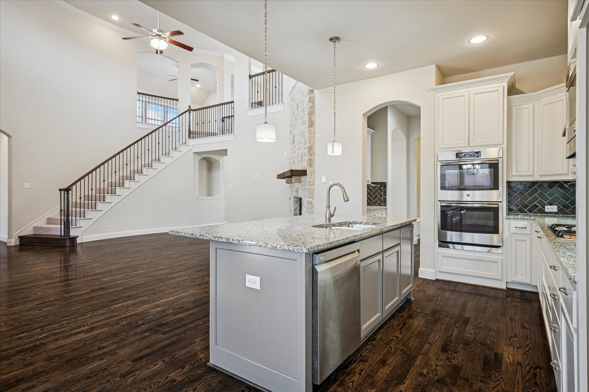 7305 Kinley Court