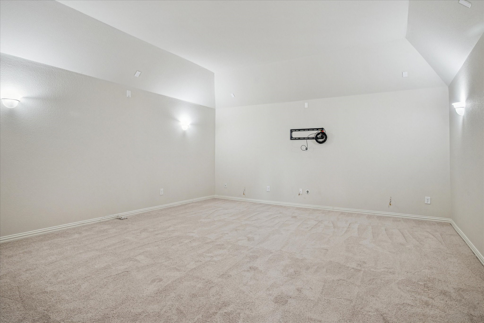 7305 Kinley Court