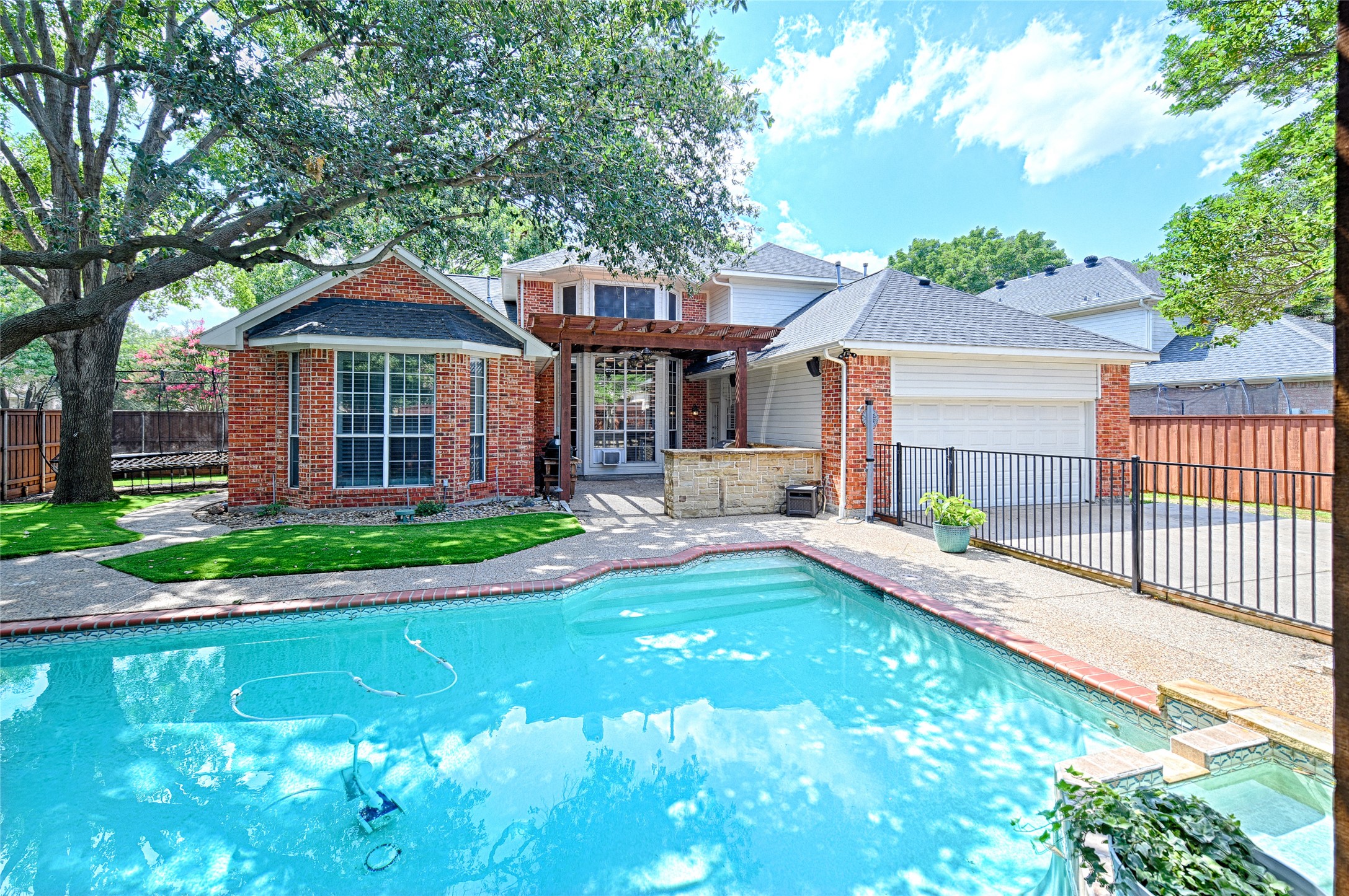 3600 Crownhill Drive