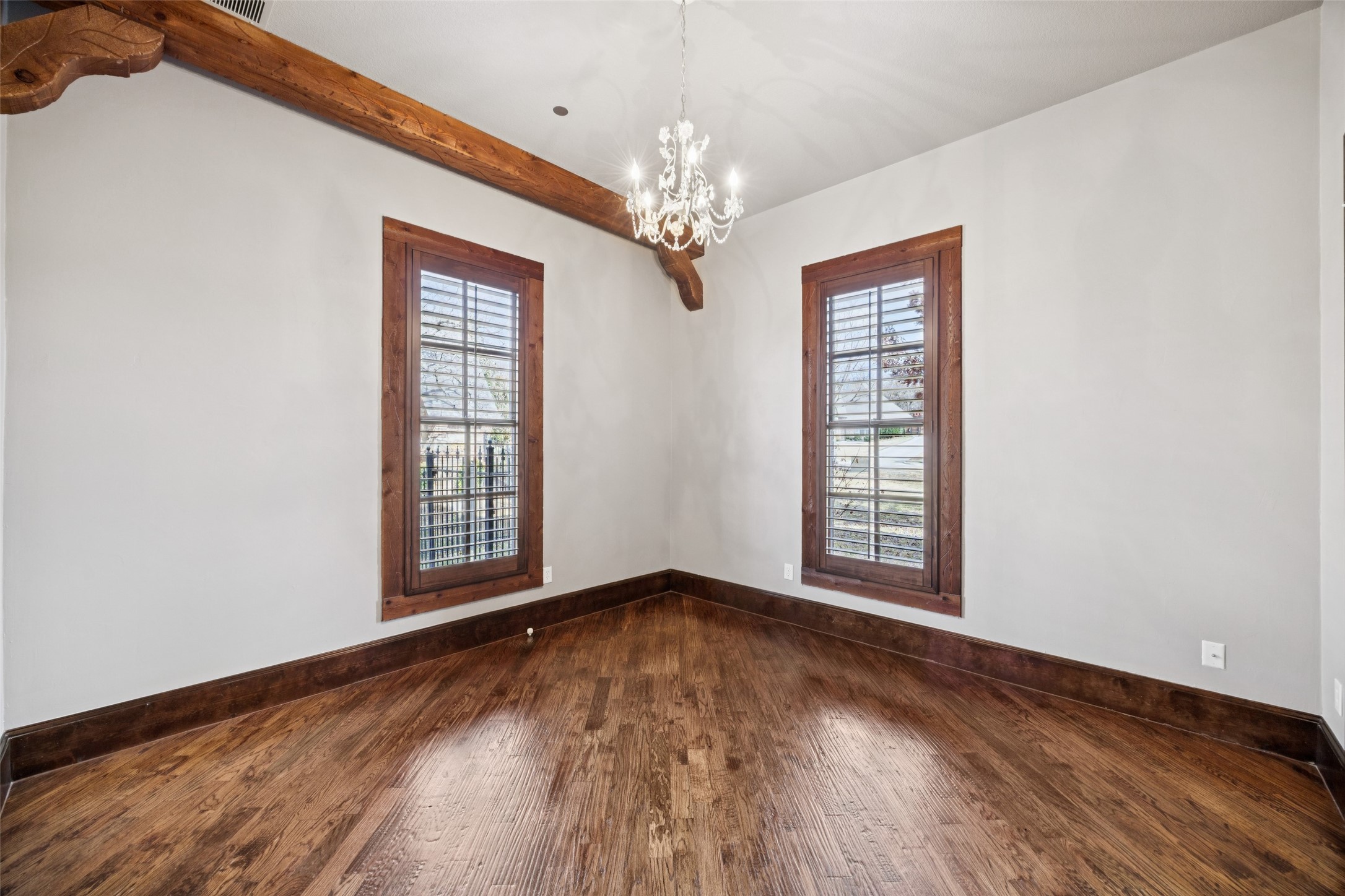 1508 Glenmeade Court