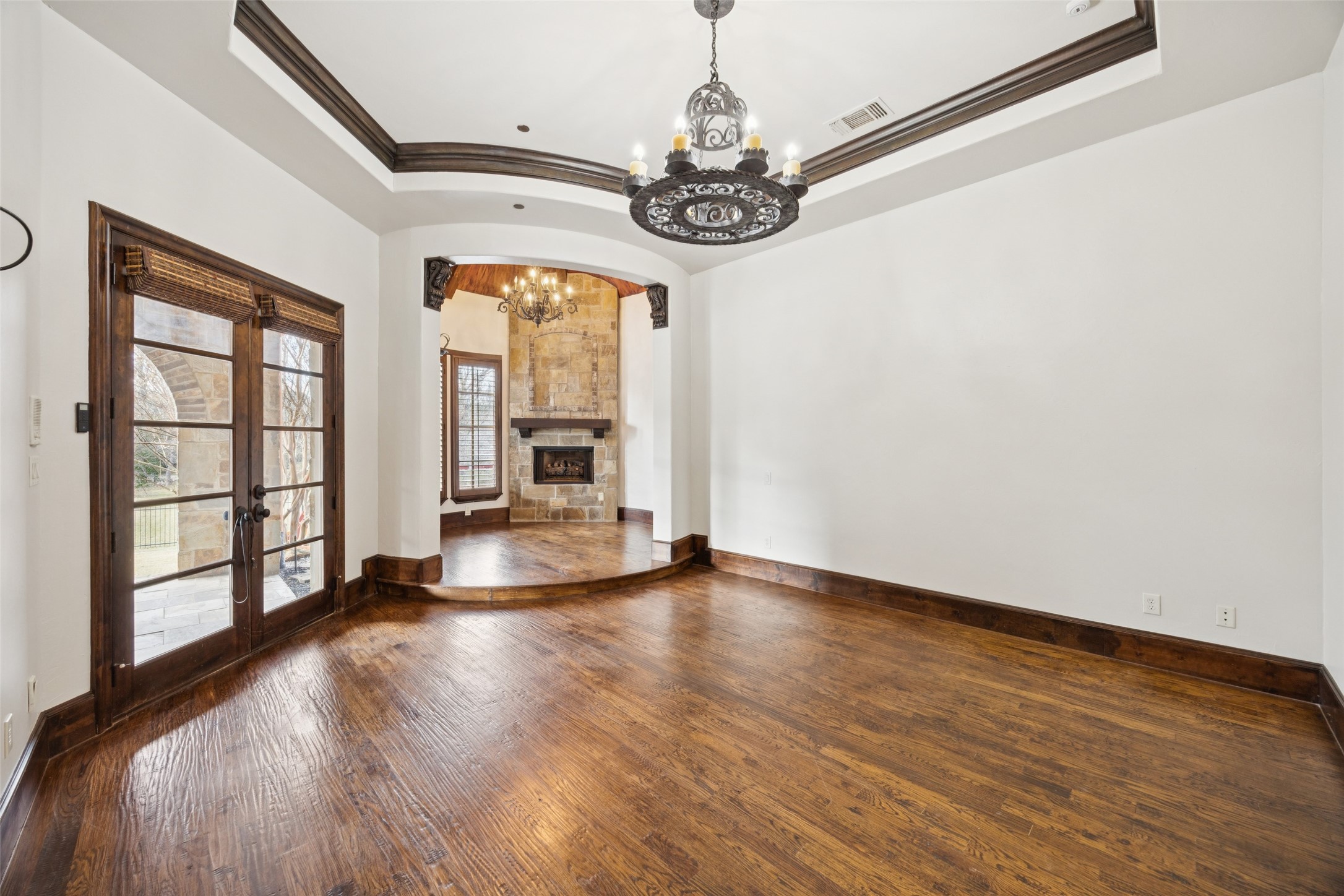 1508 Glenmeade Court