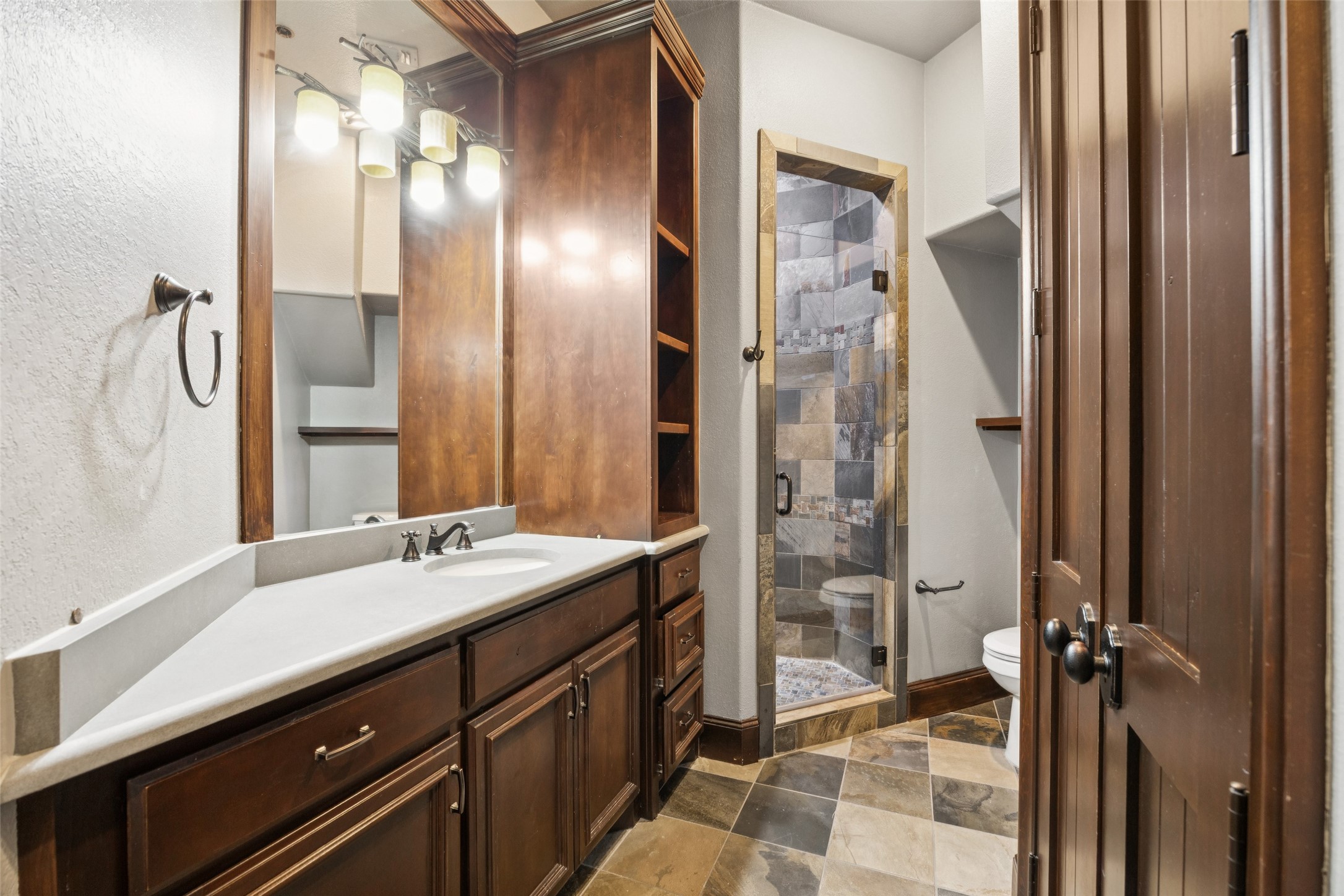 1508 Glenmeade Court