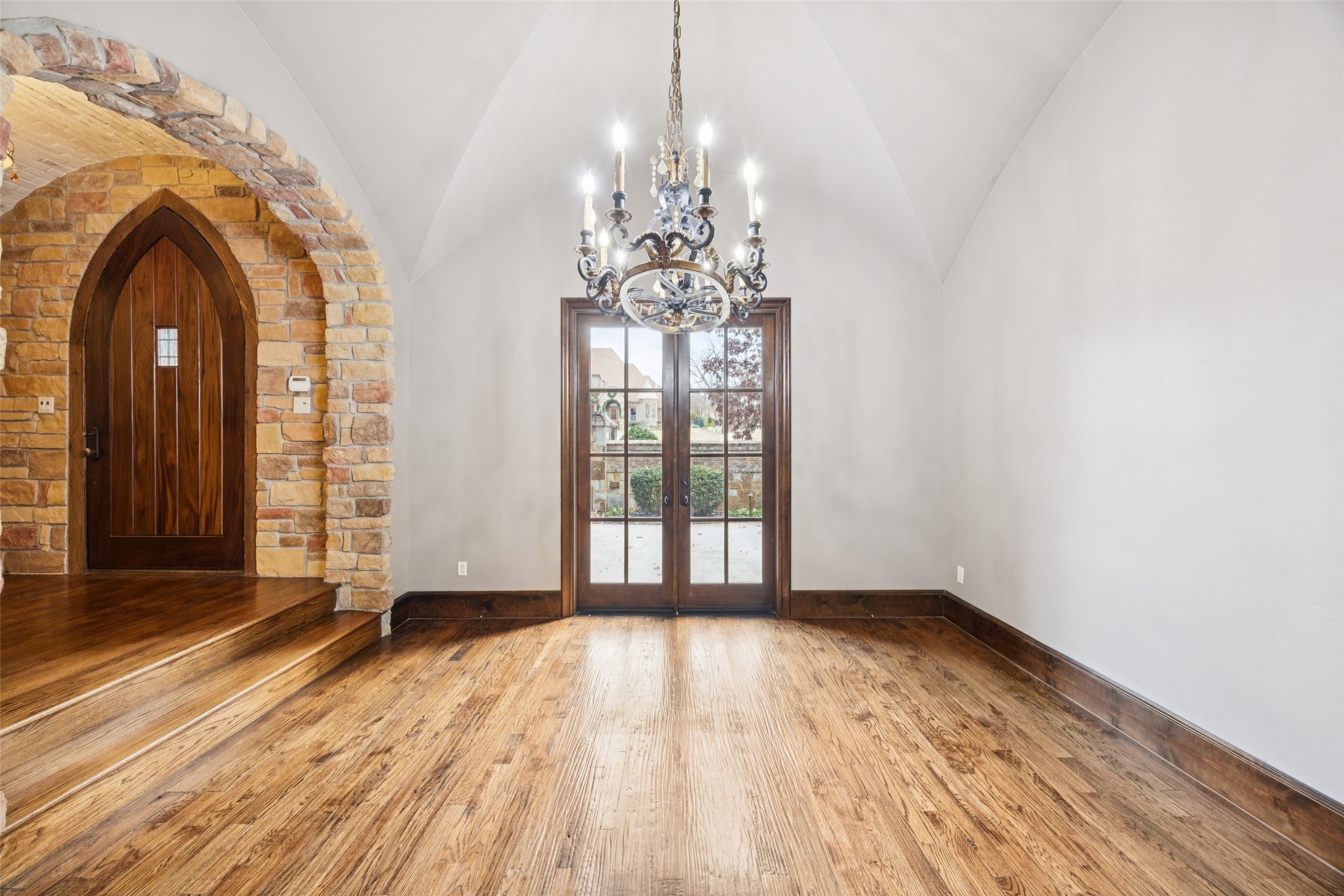 1508 Glenmeade Court