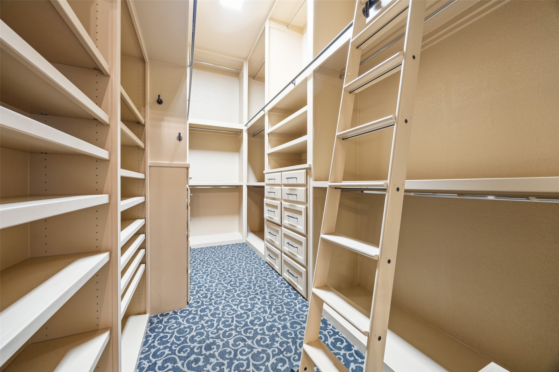 1508 Glenmeade Court