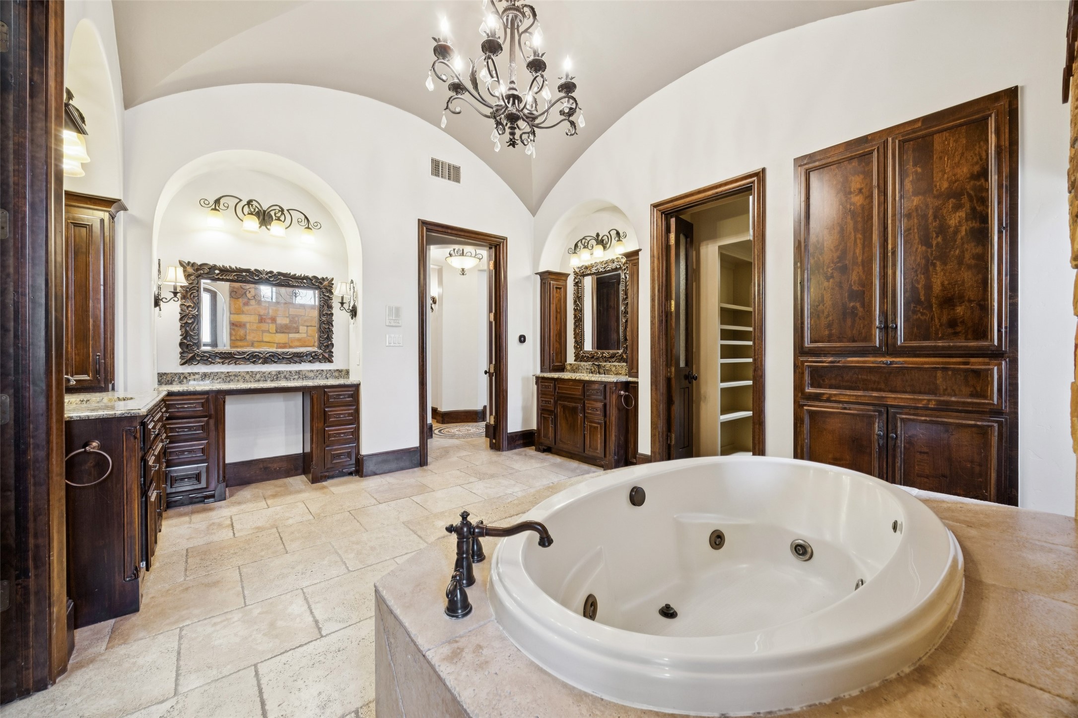 1508 Glenmeade Court