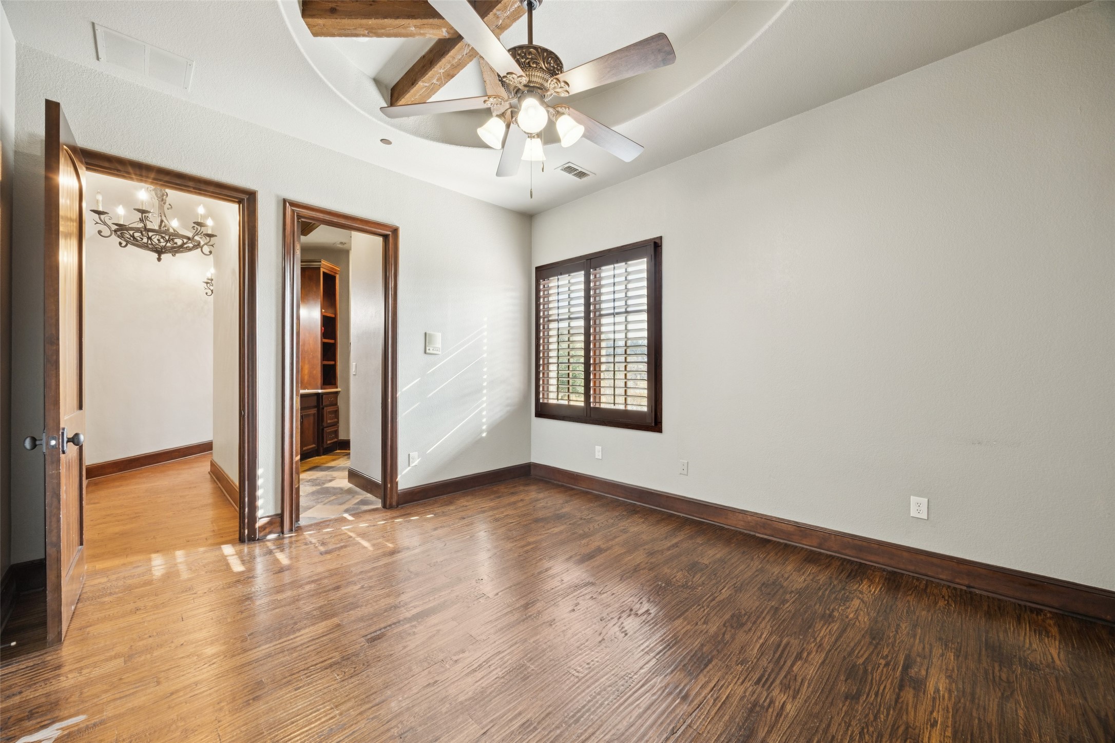 1508 Glenmeade Court