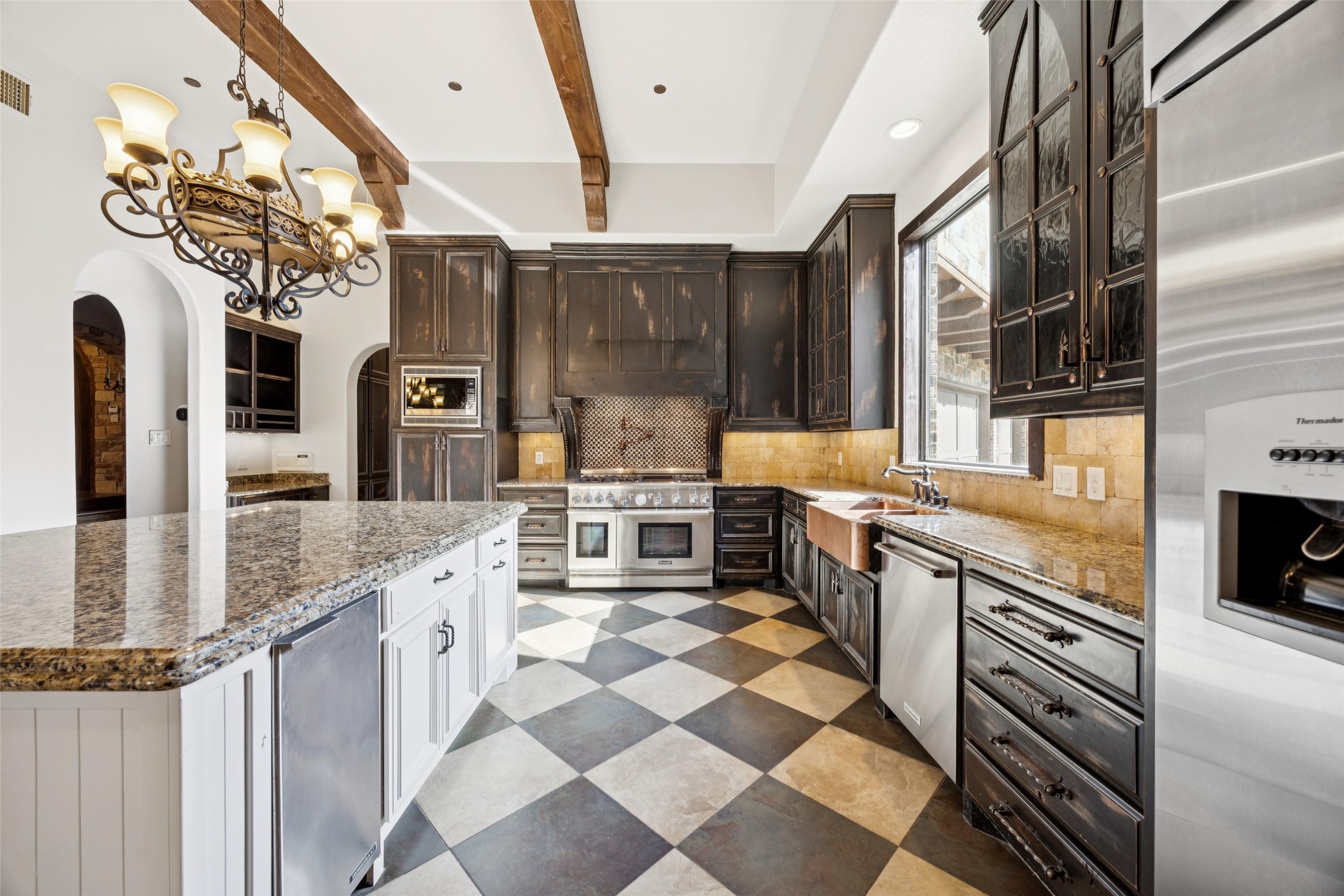 1508 Glenmeade Court