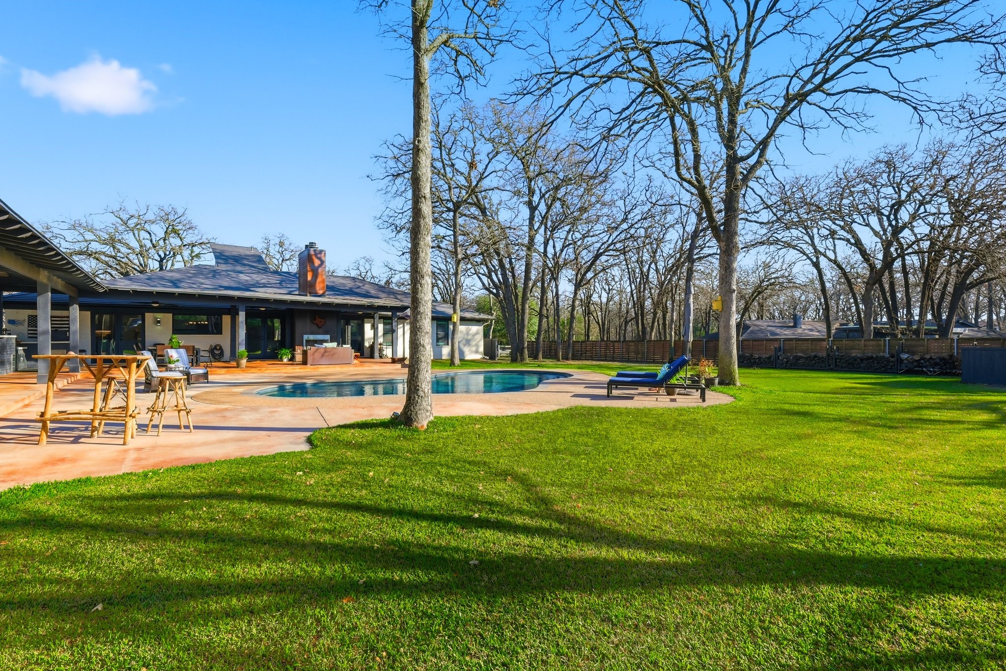 7208 Windswept Trail