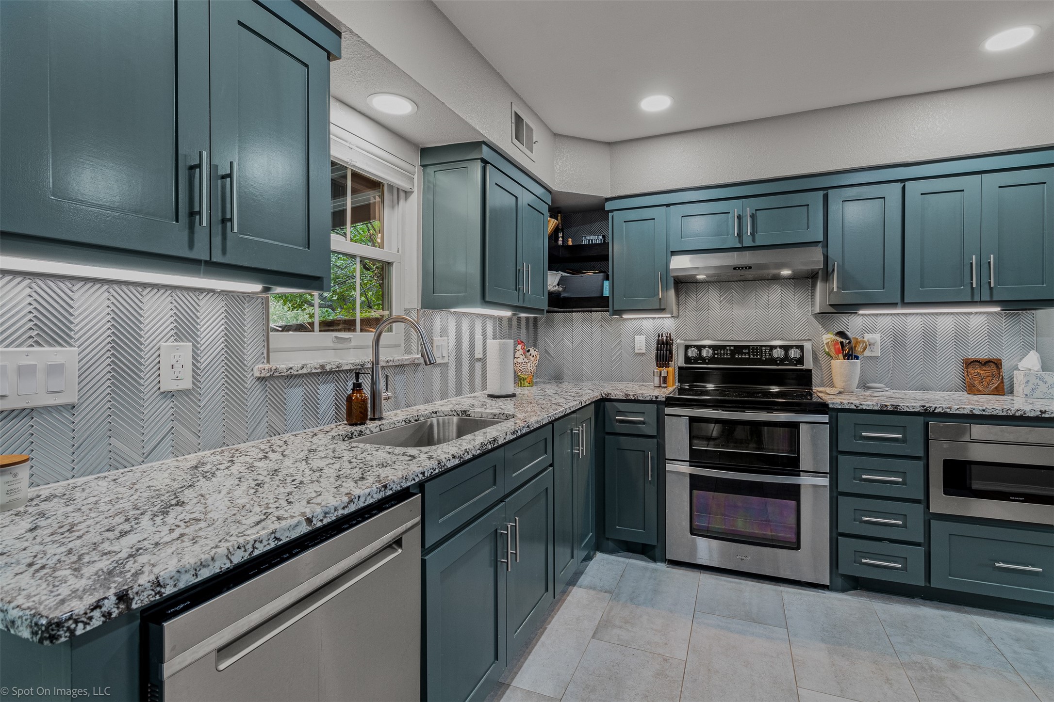 700 Silverstone Lane