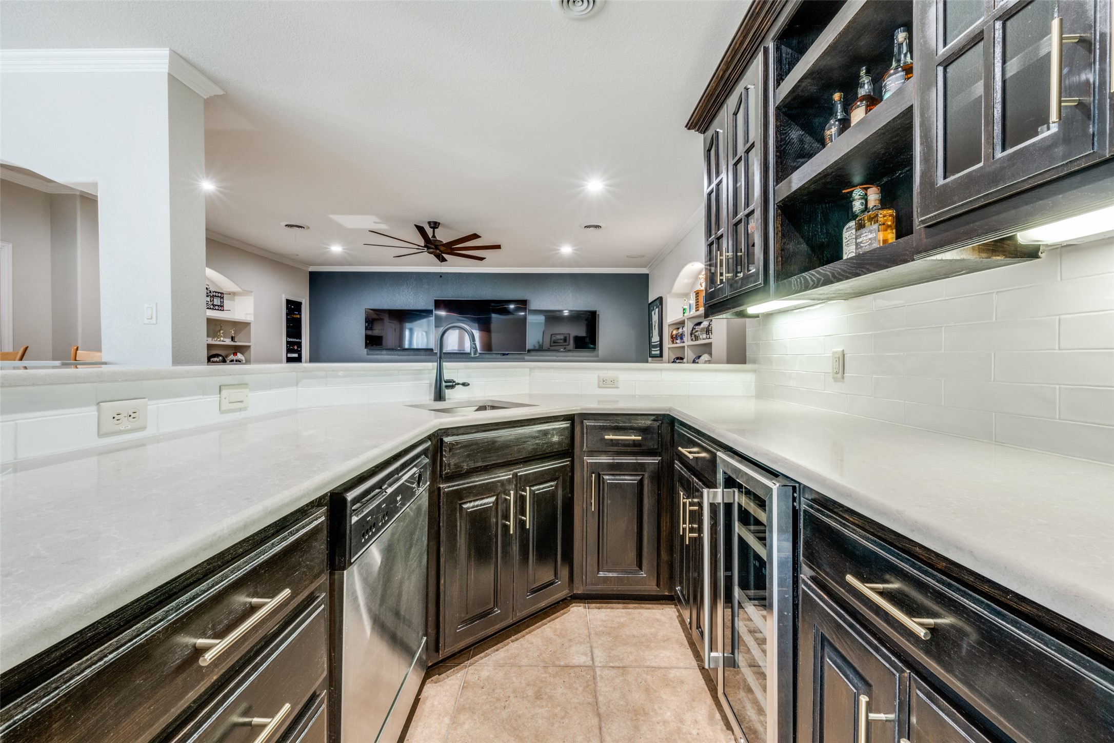 1017 Mission Drive