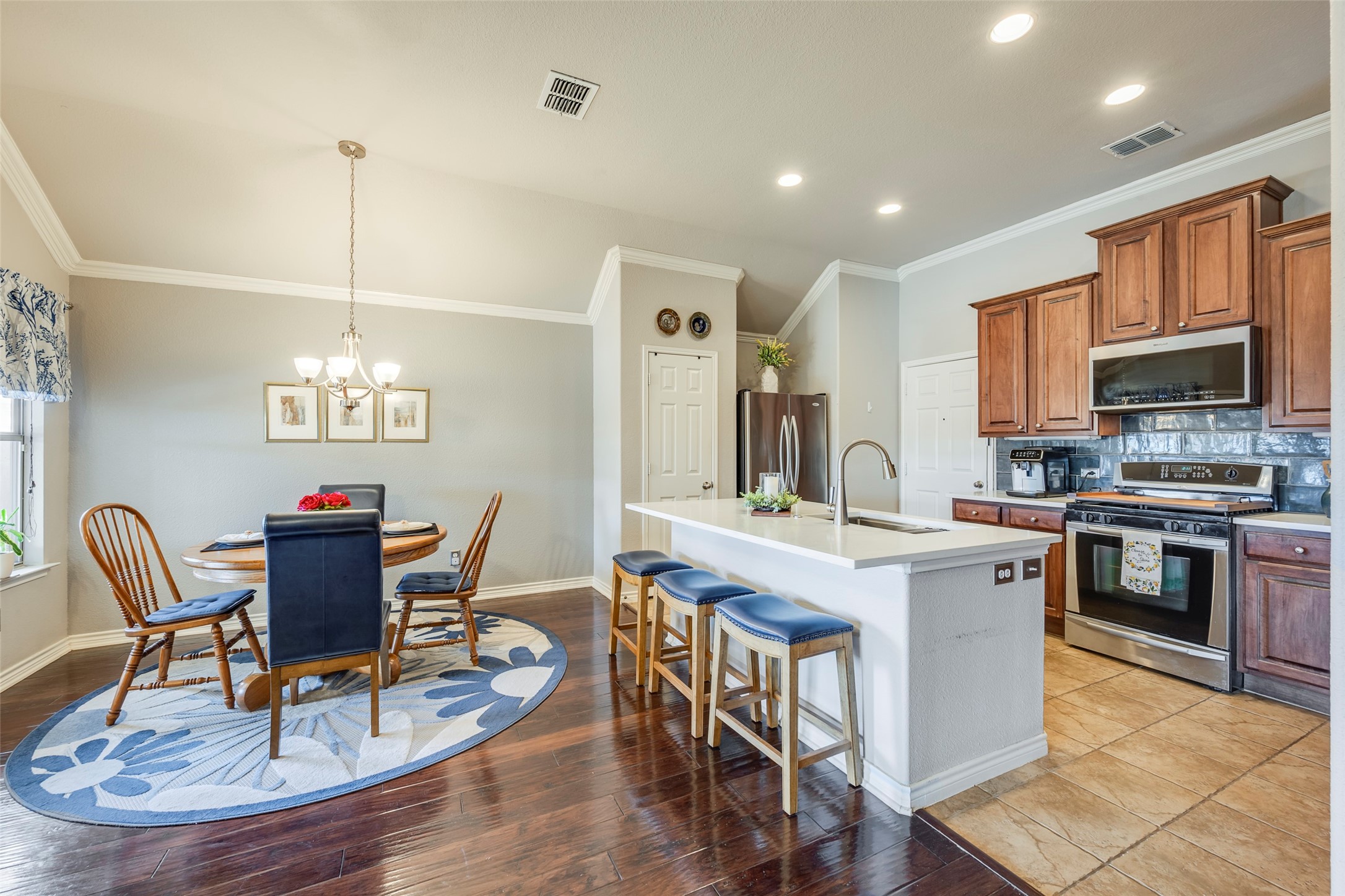 15625 Gatehouse Drive