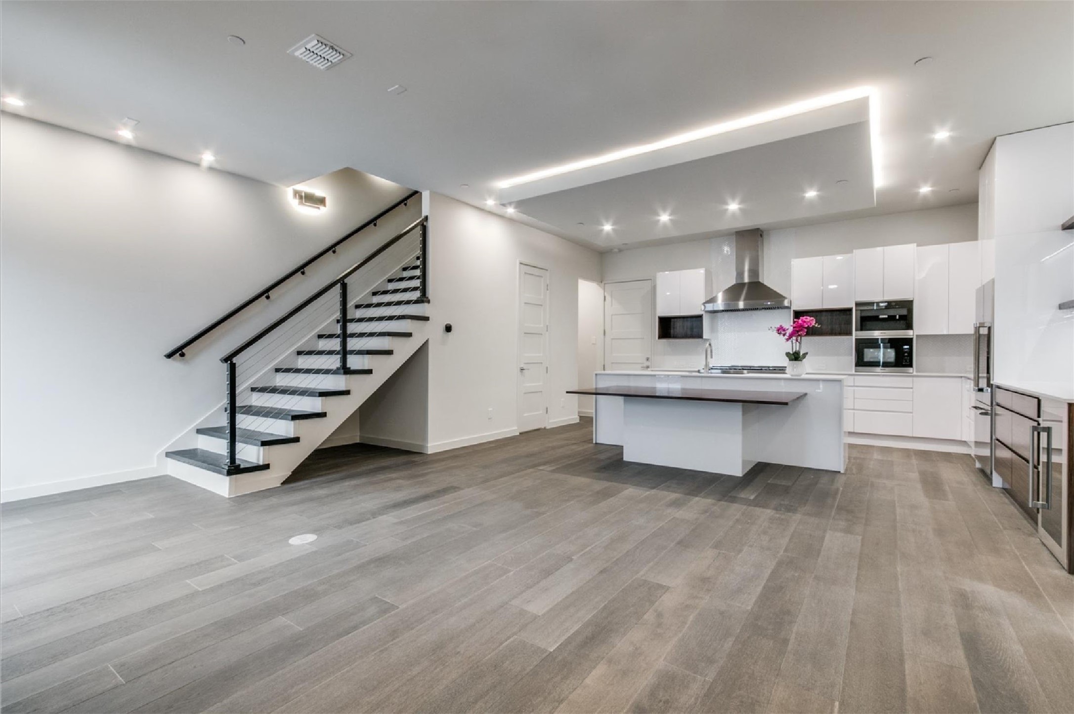 256 Crockett Street