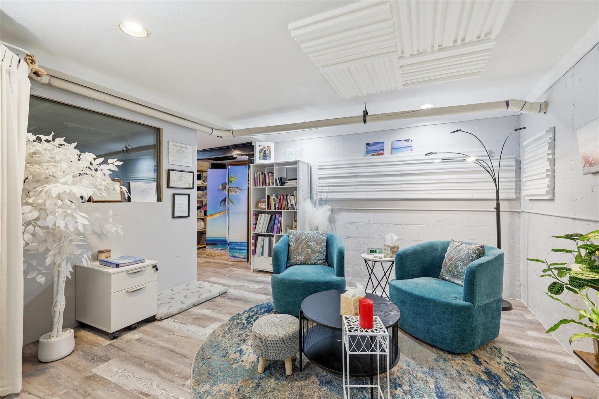 1606 Treehouse Lane N