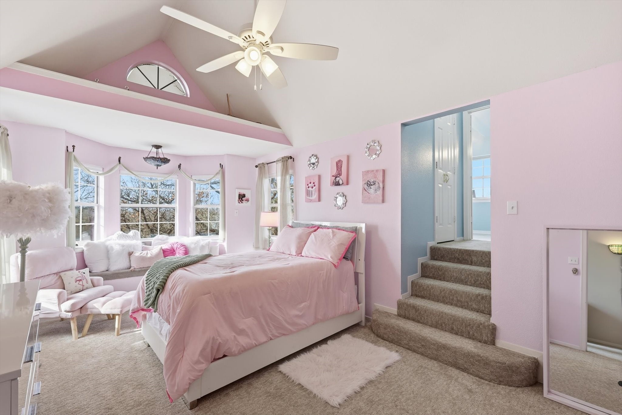 1606 Treehouse Lane N