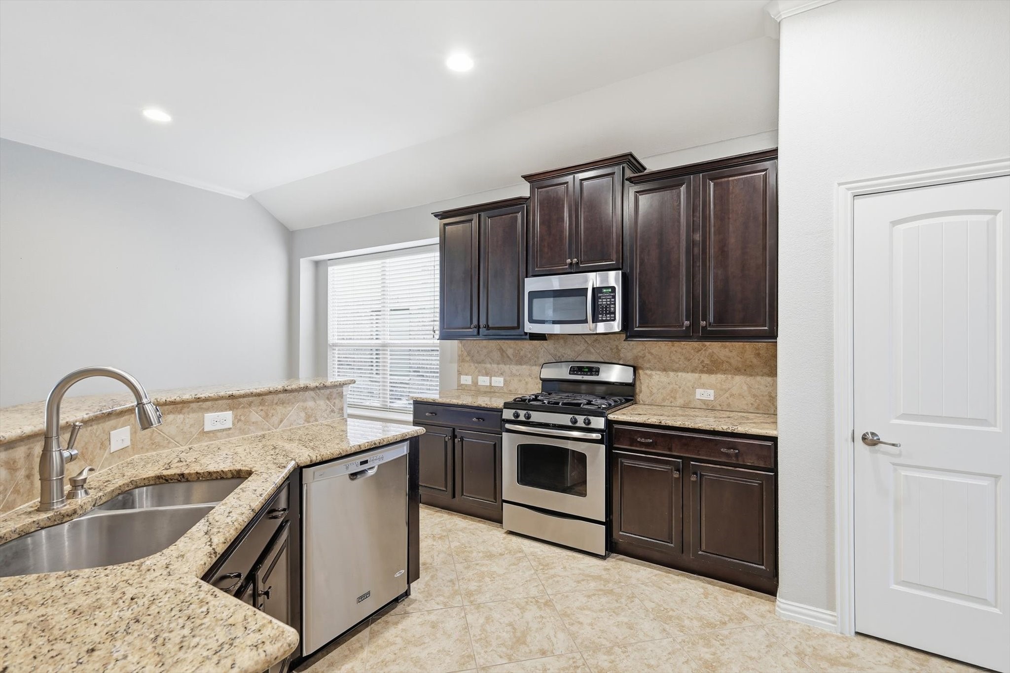 3513 Durango Root Court