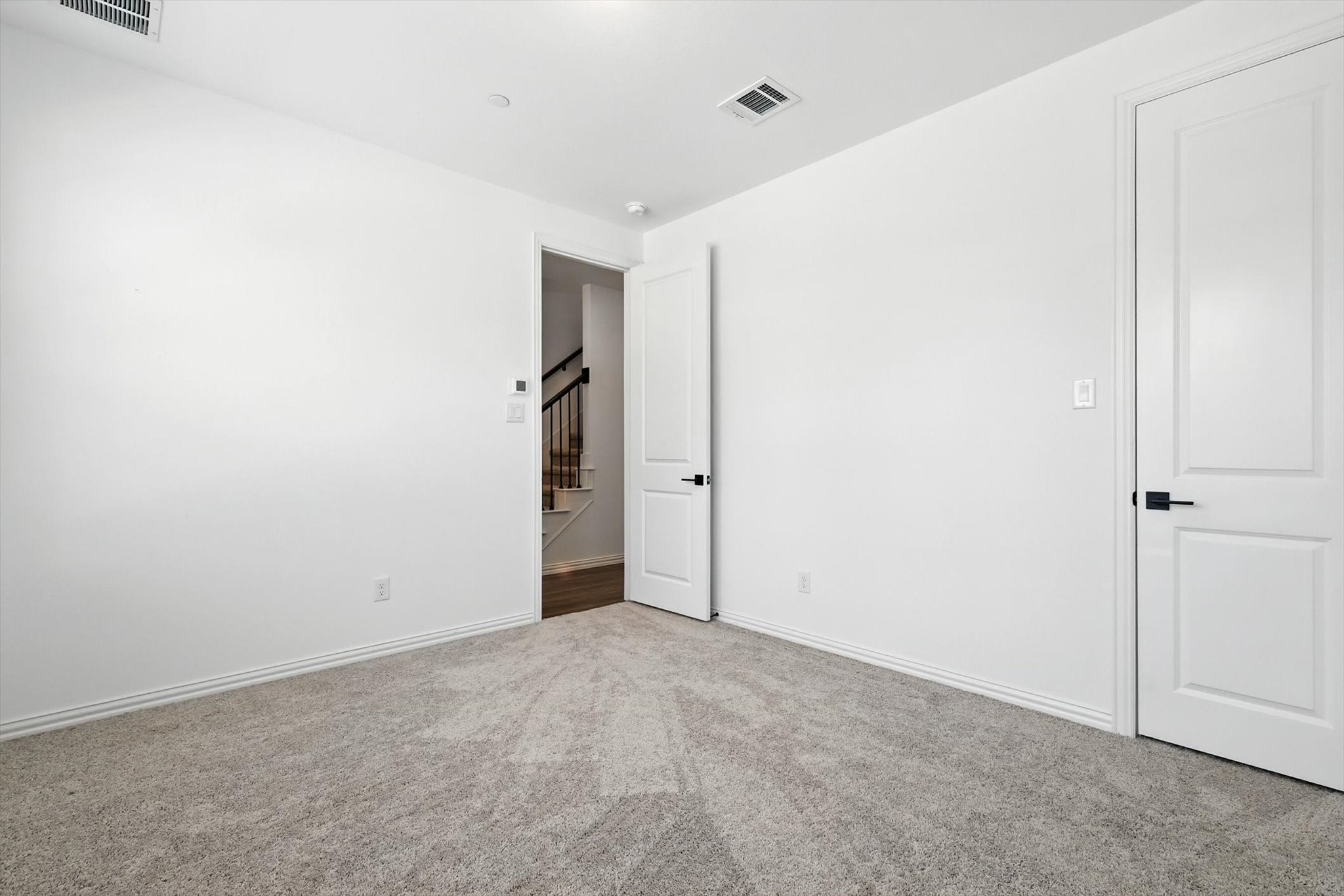 4352 Henderson Avenue