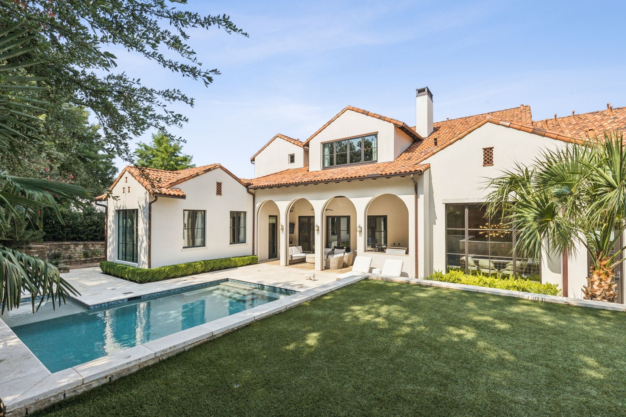 1402 Fountain Grass Court