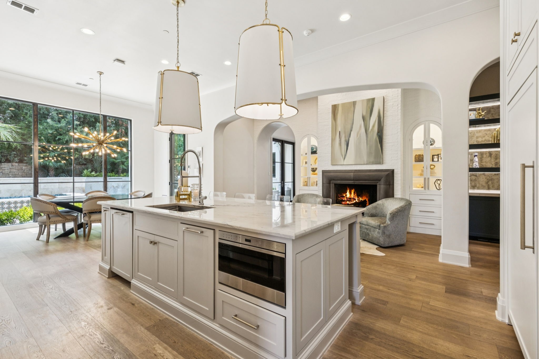 1402 Fountain Grass Court