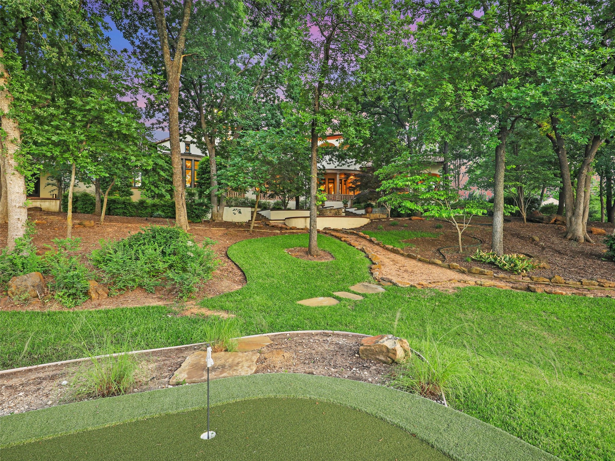 1110 Post Oak Place