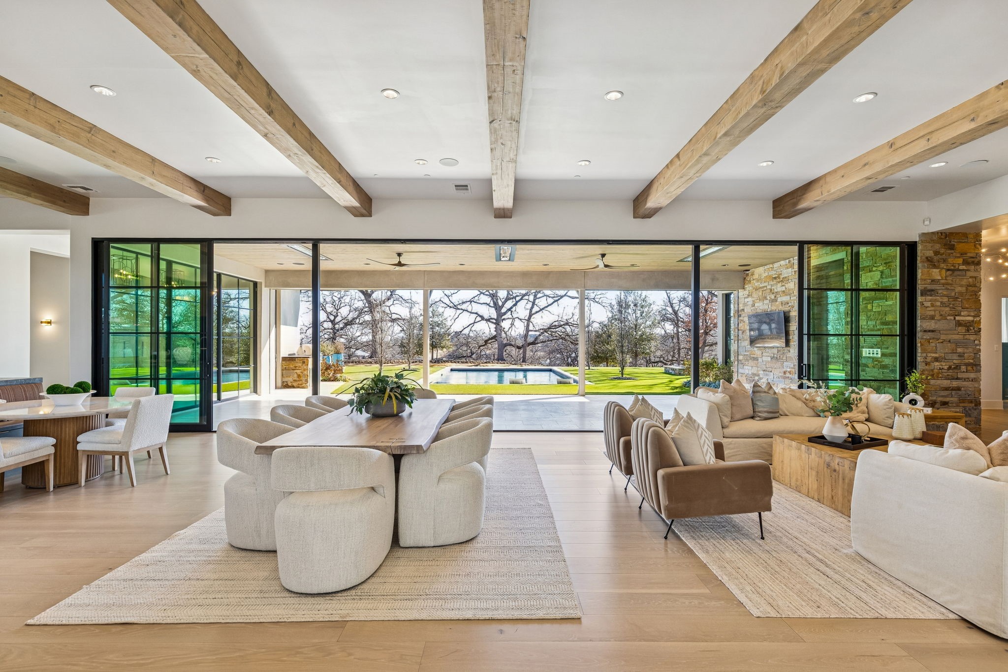 1502 Bluffview Drive